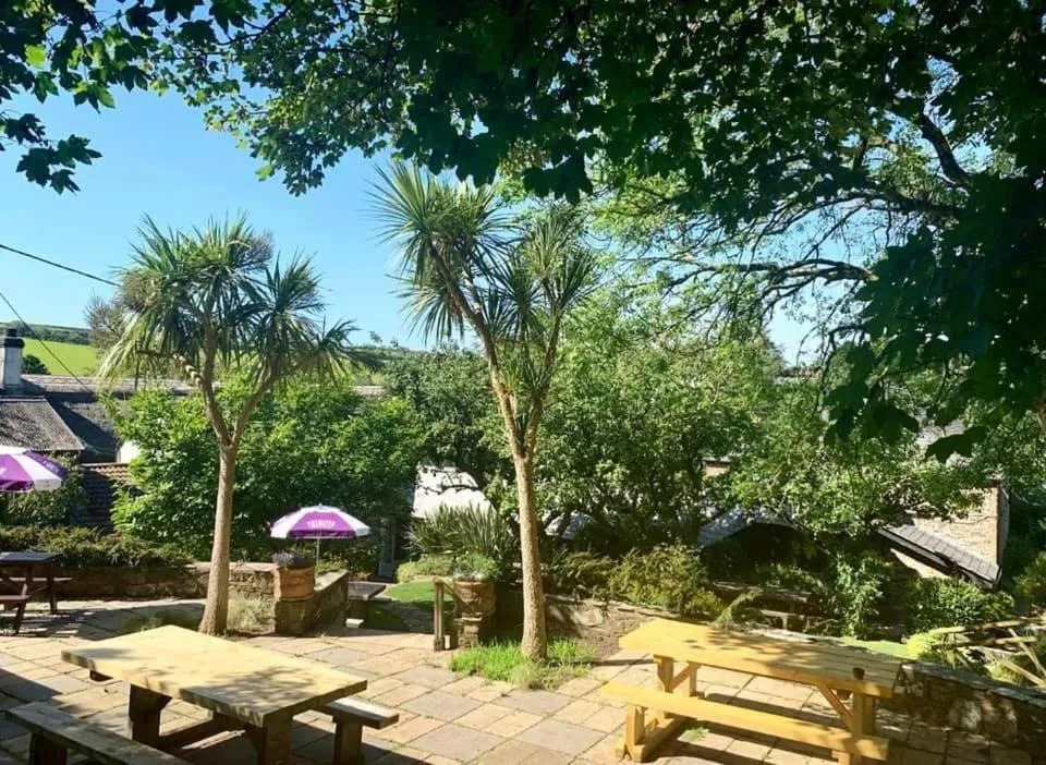 Garden in The Hoops Inn & Country Hotel