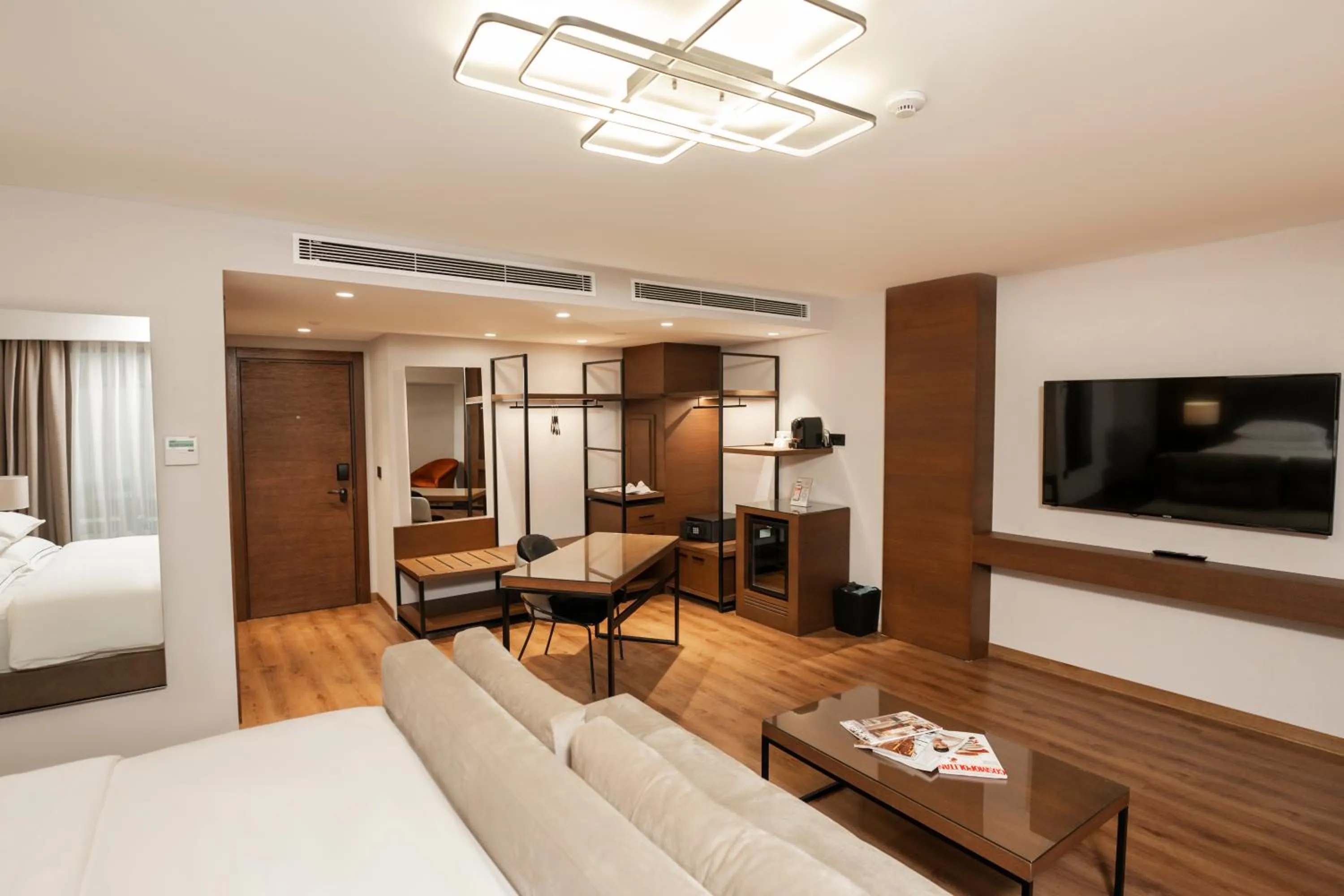 TV and multimedia, Bed in Riva Hotel Nişantaşı