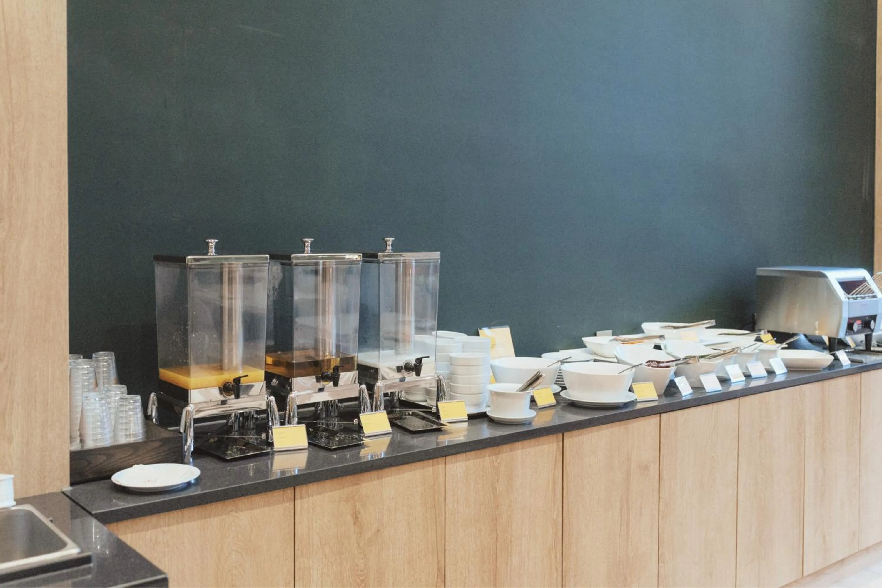 Restaurant/places to eat in Homes Stay Suwon