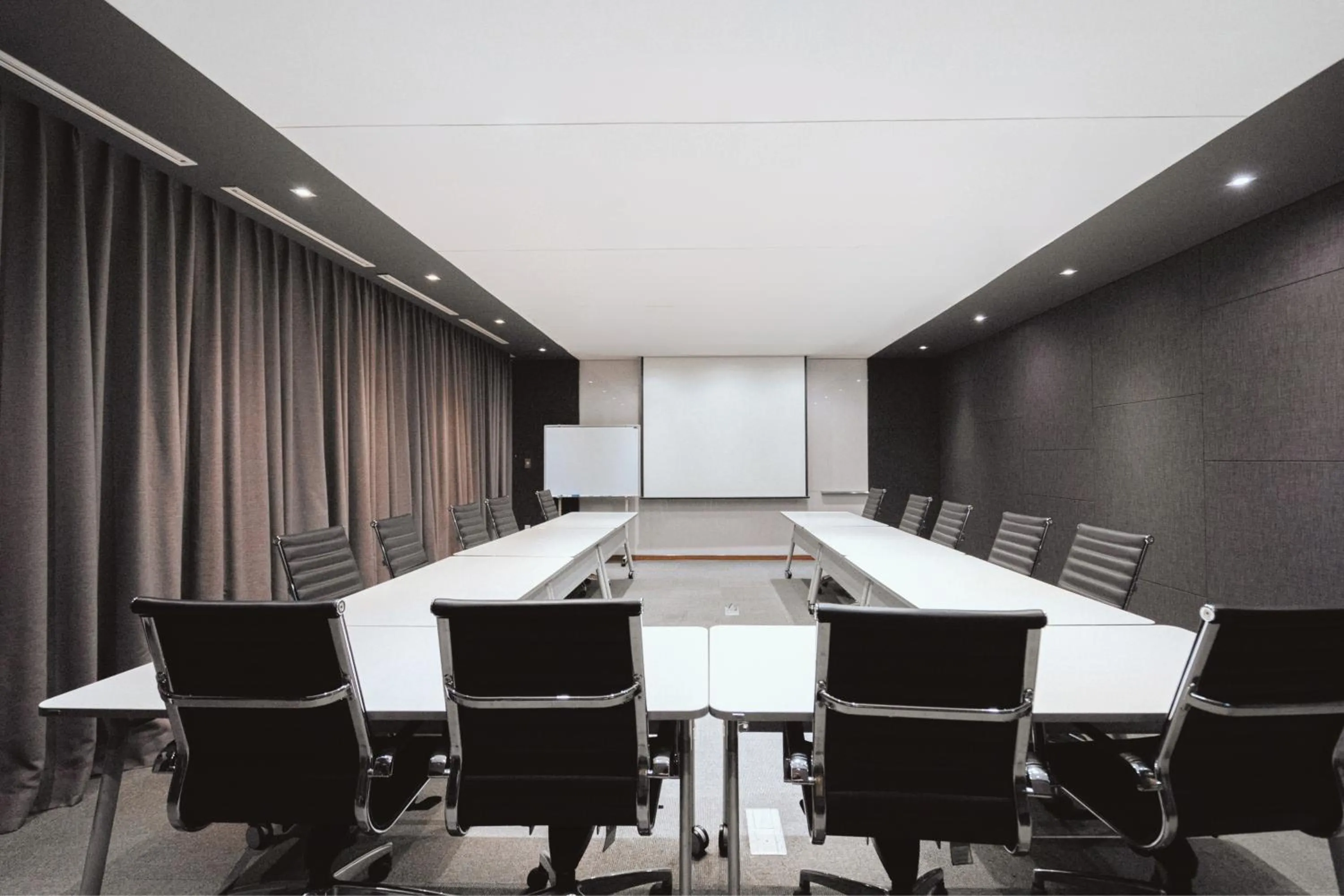 Meeting/conference room in Homes Stay Suwon