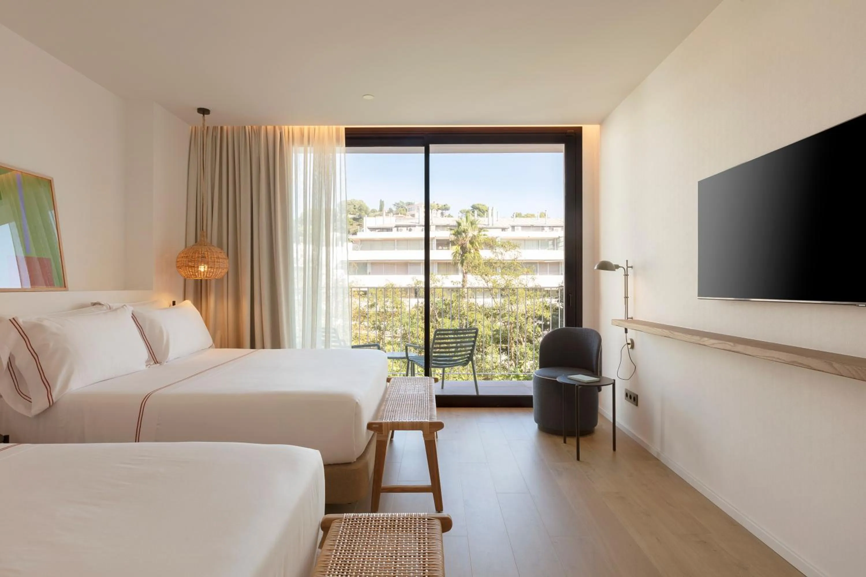 Quadruple Room with Mountain View in Elisabeth by the Sea Hotel