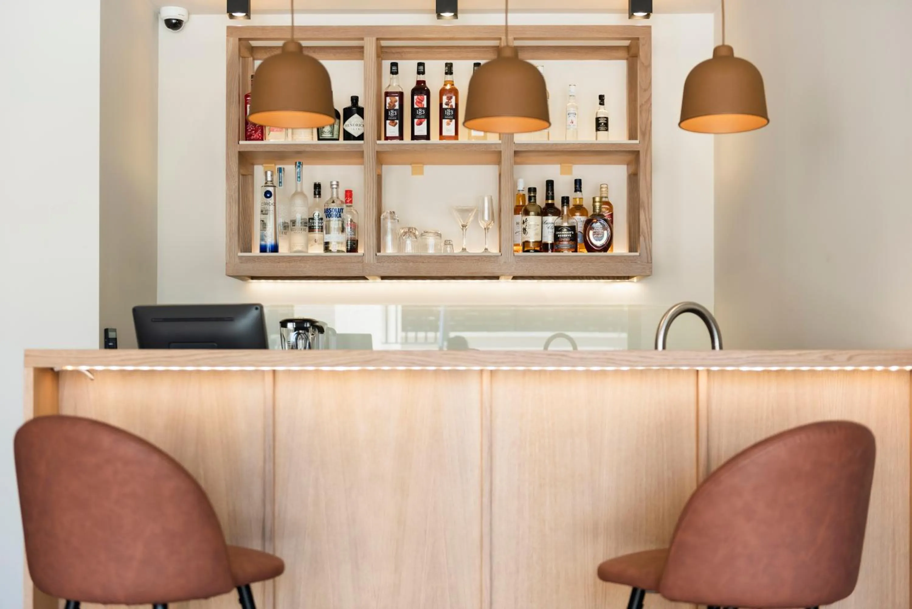 Lounge or bar in Revi Mountain Resort Boutique Hotel