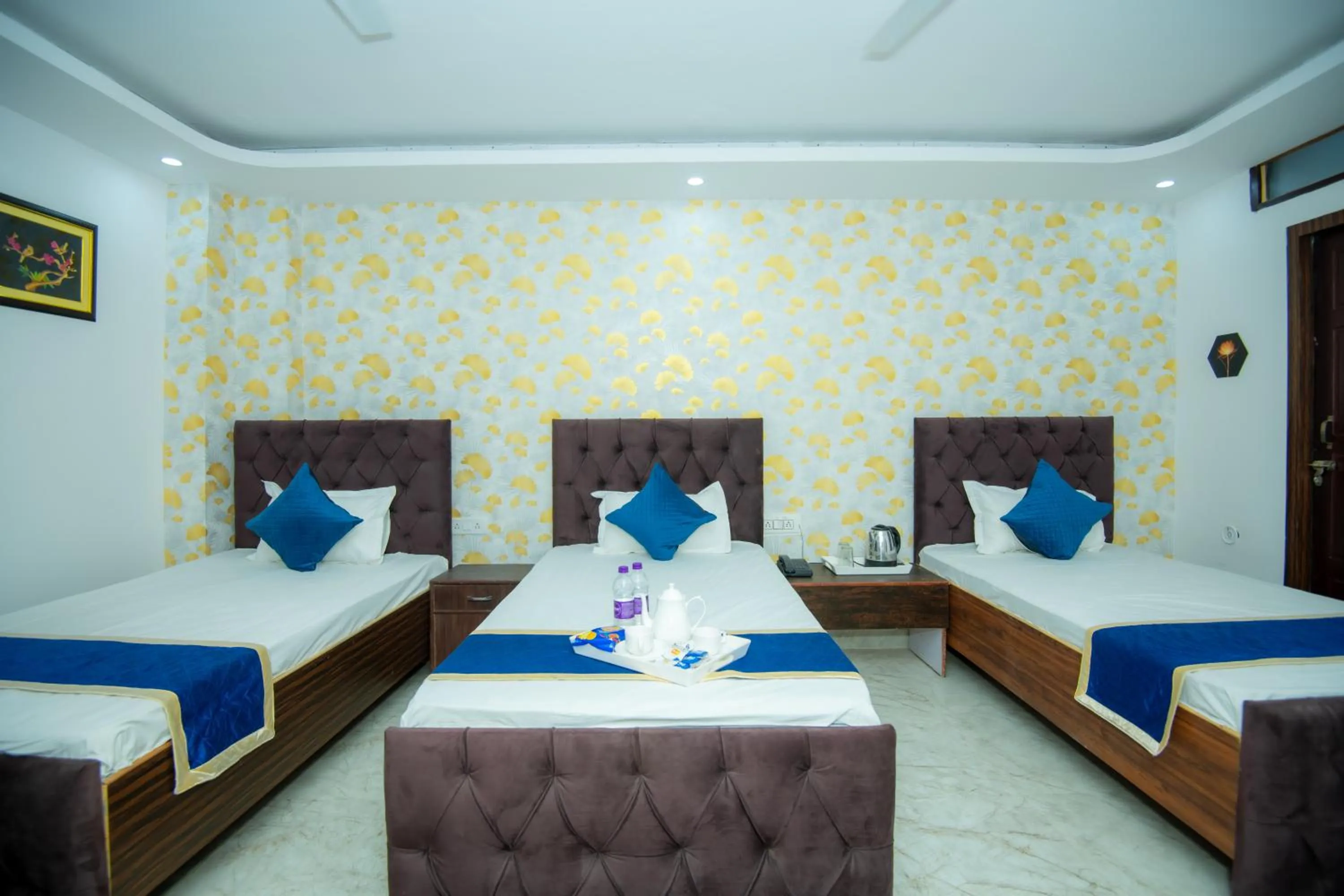 Bed in Hotel Blossom