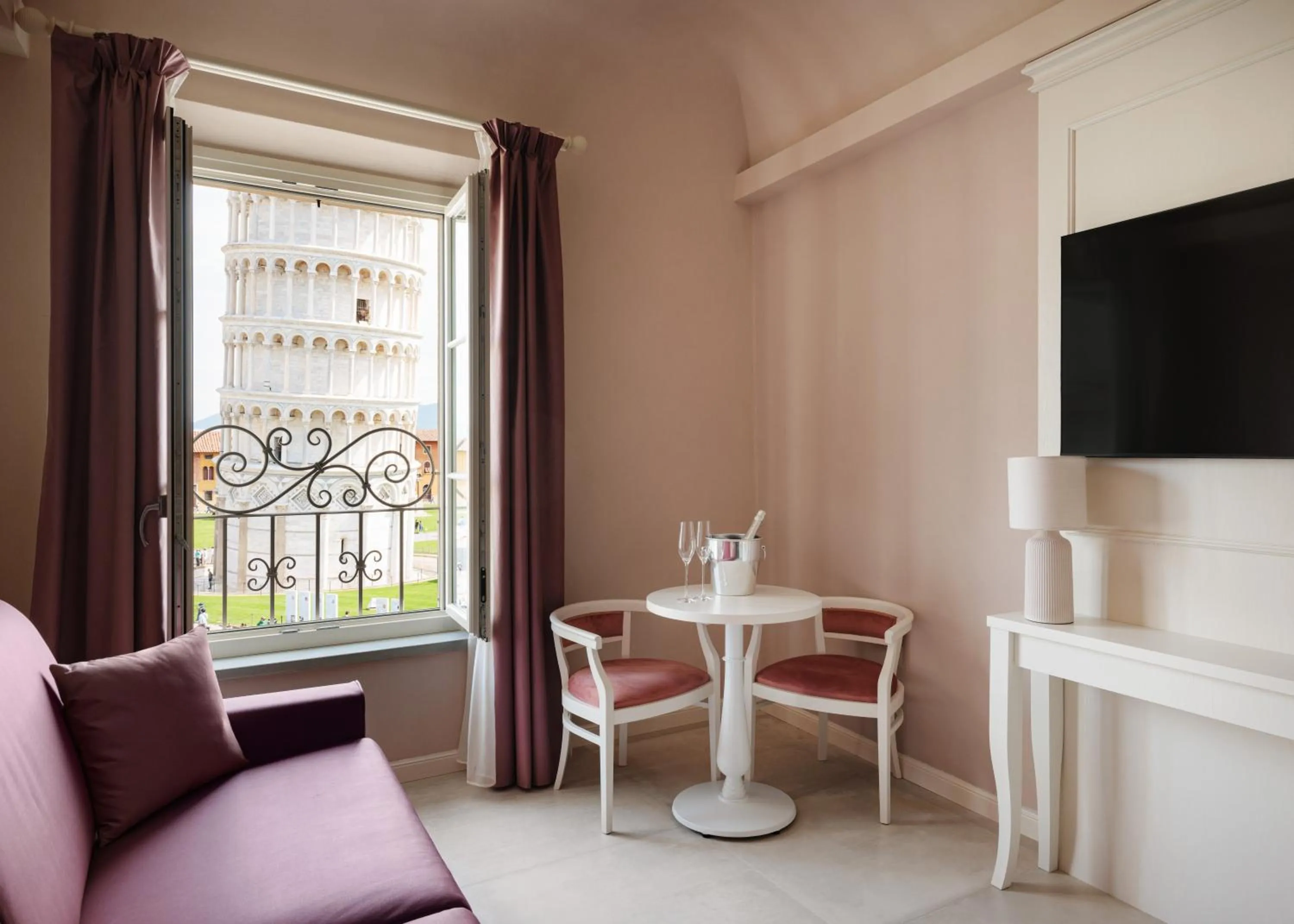 View (from property/room) in Prato dei Miracoli Residenza d'Epoca