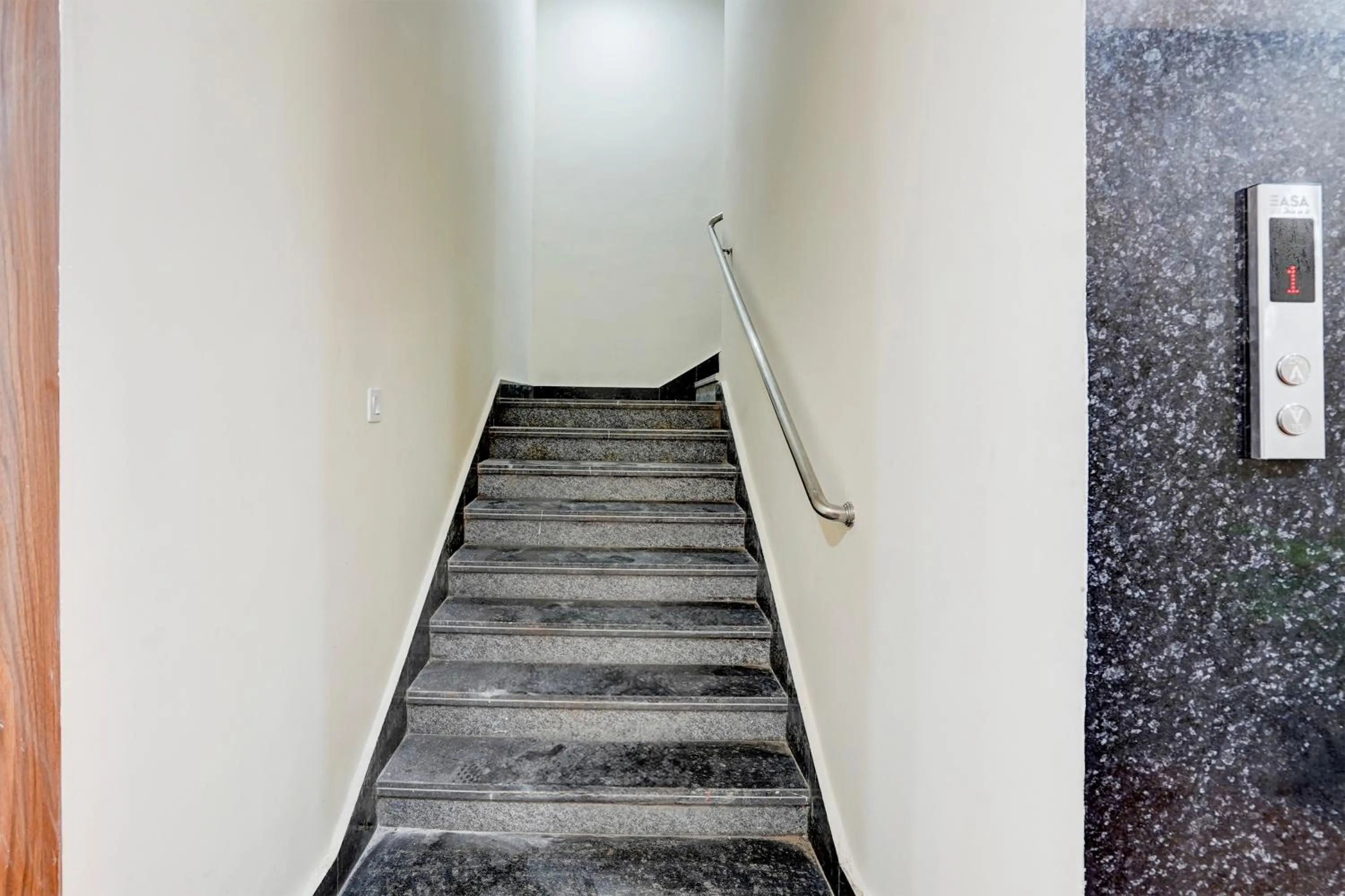 Lobby or reception in FabHotel Sky - Nr Sapphire 83 Mall, Manesar