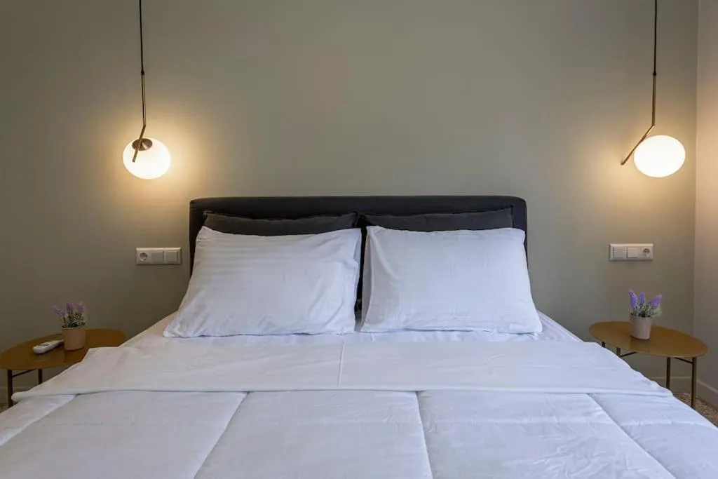 Bedroom, Bed in Smart Apartments