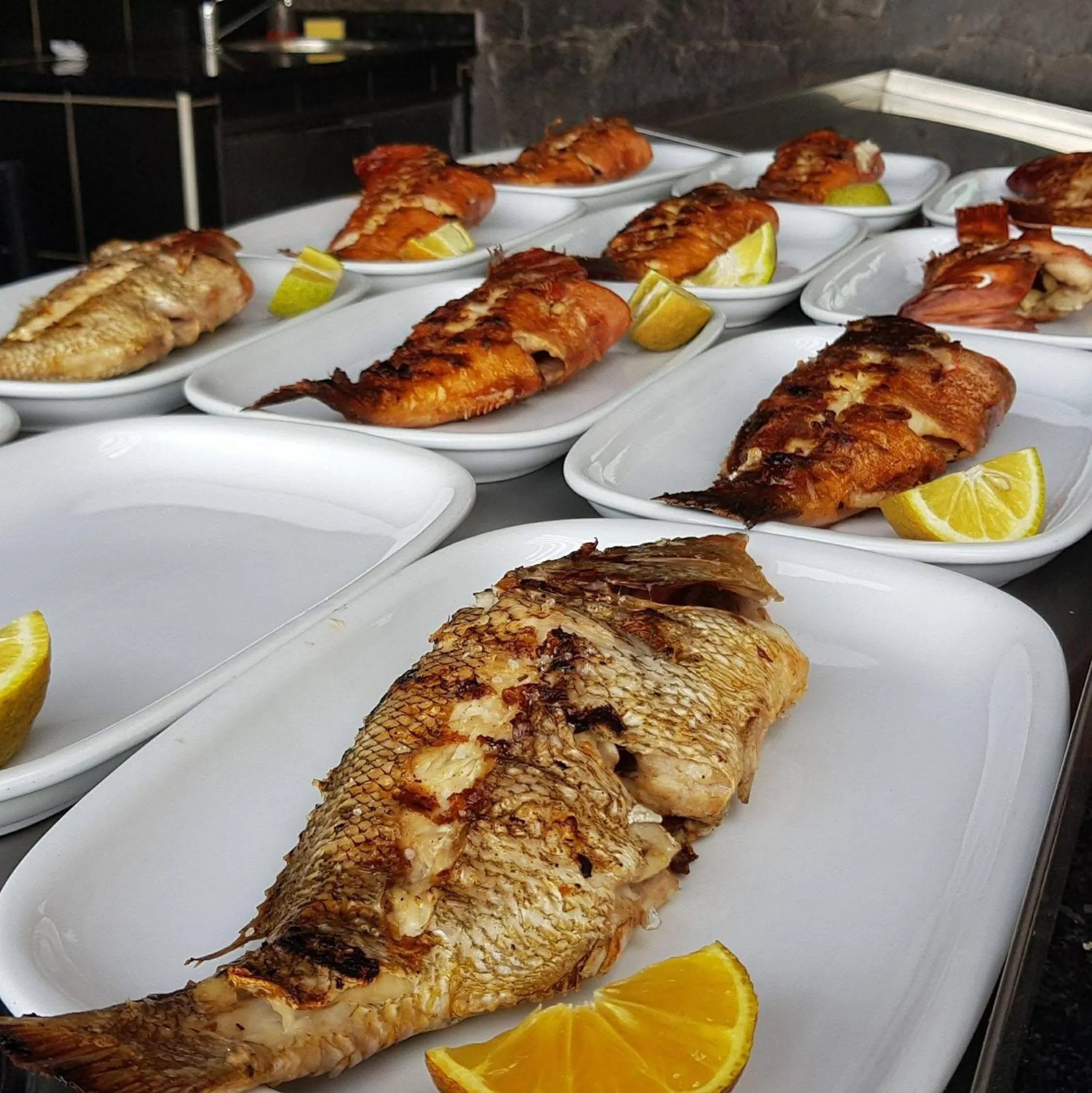 Restaurant/places to eat in Beramar Hotel