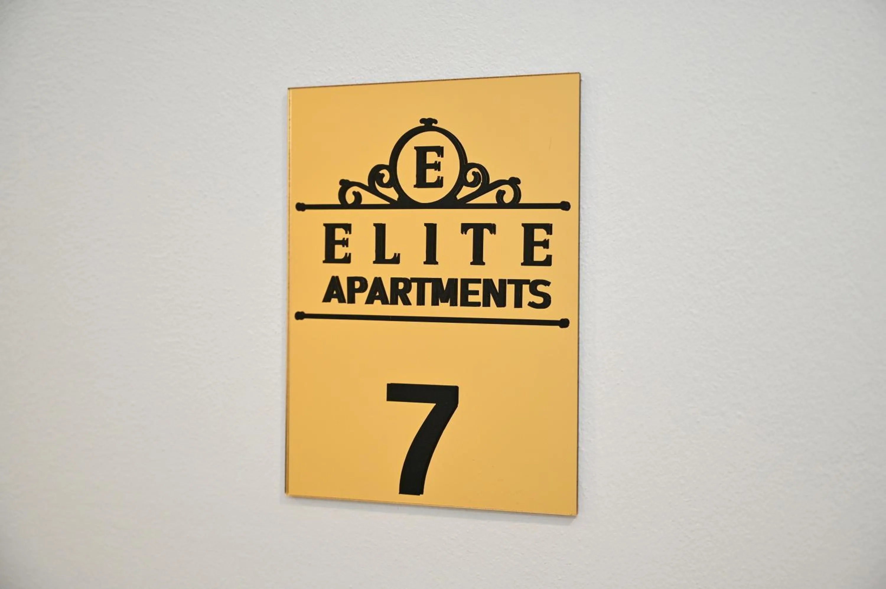Logo/Certificate/Sign in Elite Apartments