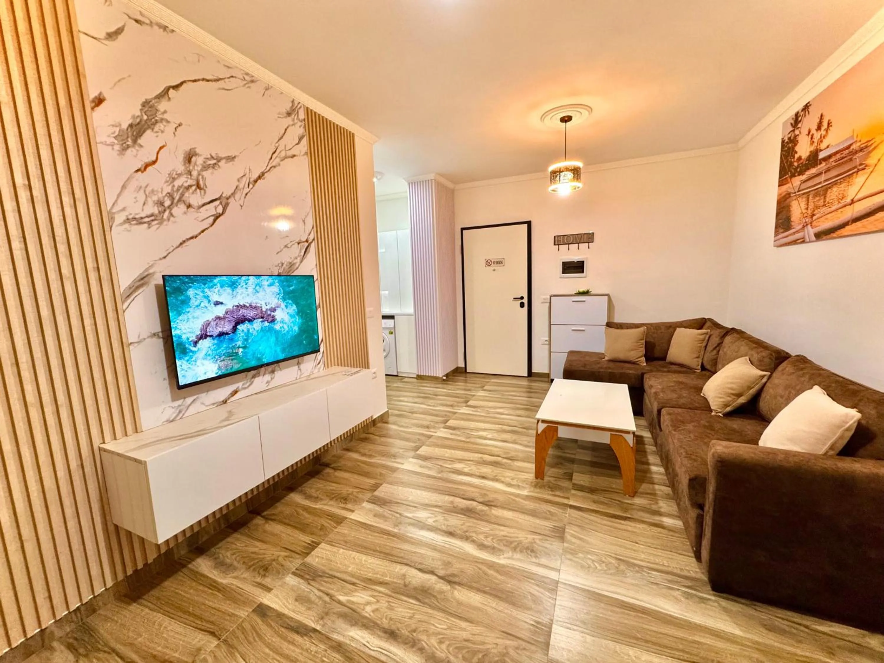 TV and multimedia in Elite Apartments