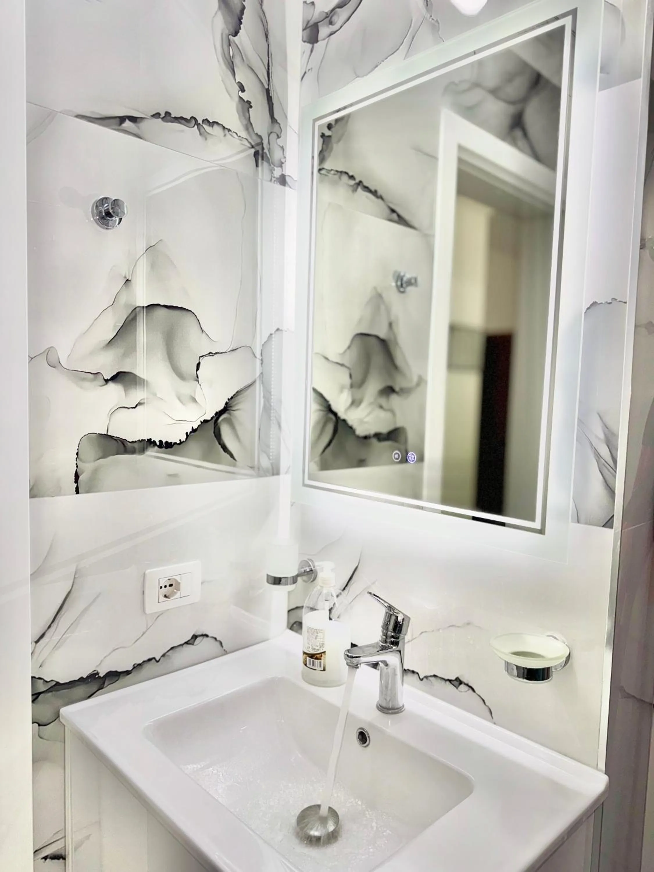 Bathroom in Elite Apartments