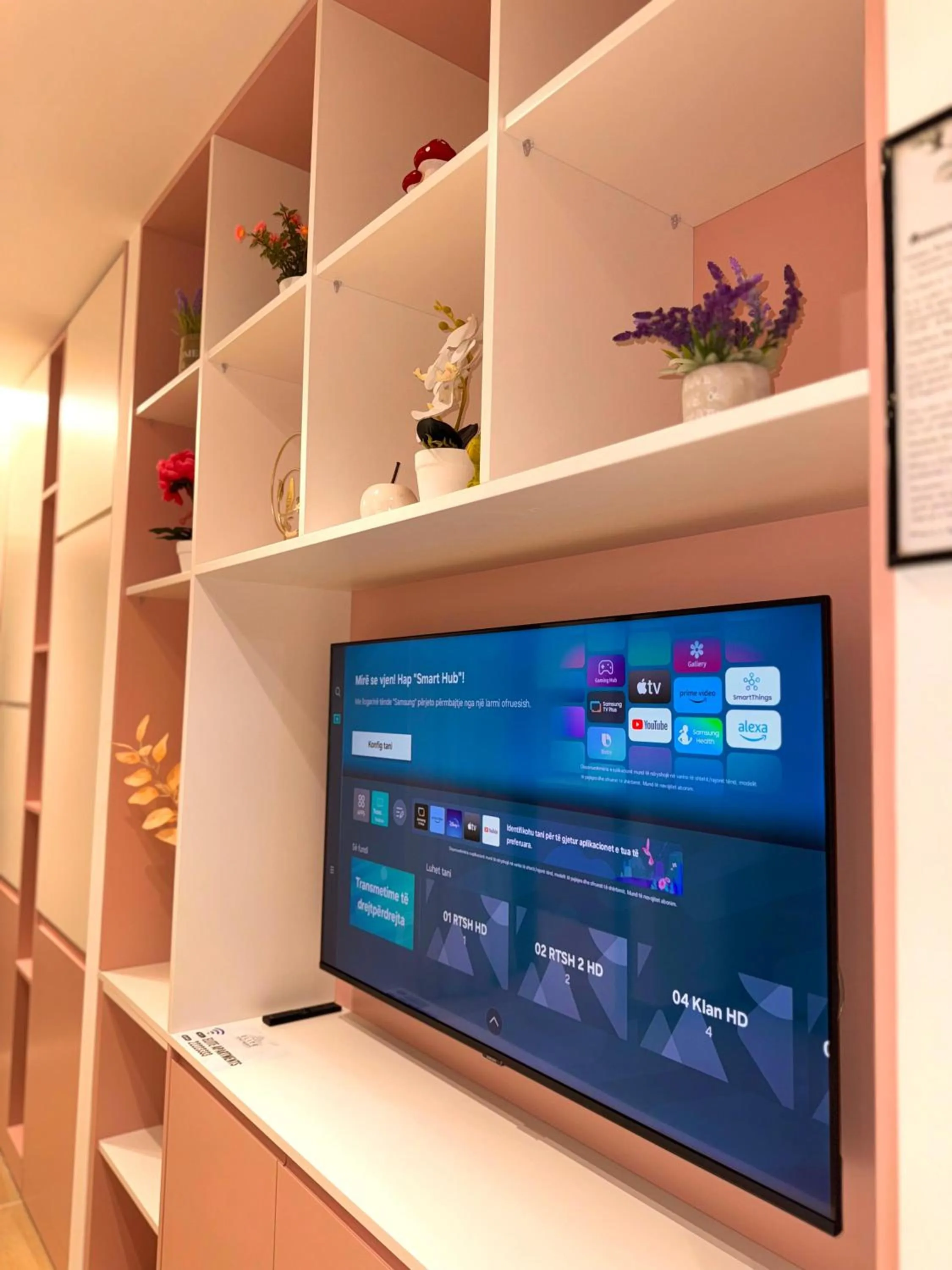 TV and multimedia in Elite Apartments