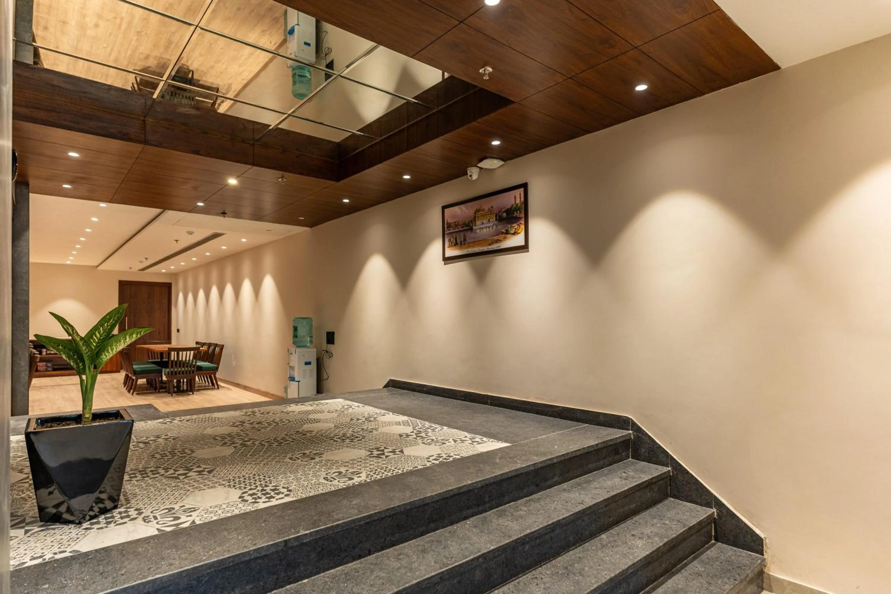 Floor plan in City Klyde Inn