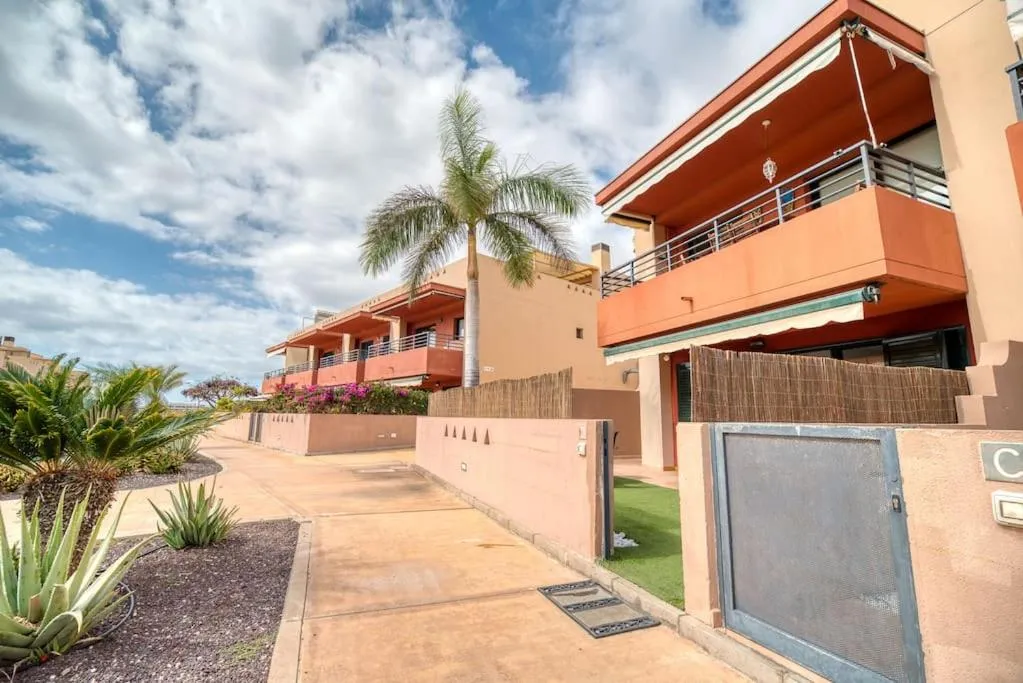 Facade/entrance in Piso para vacaciones familiares