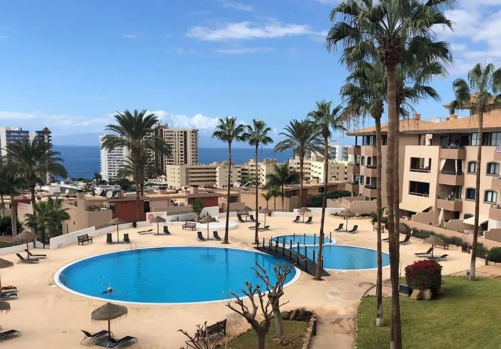 Swimming pool in Piso para vacaciones familiares