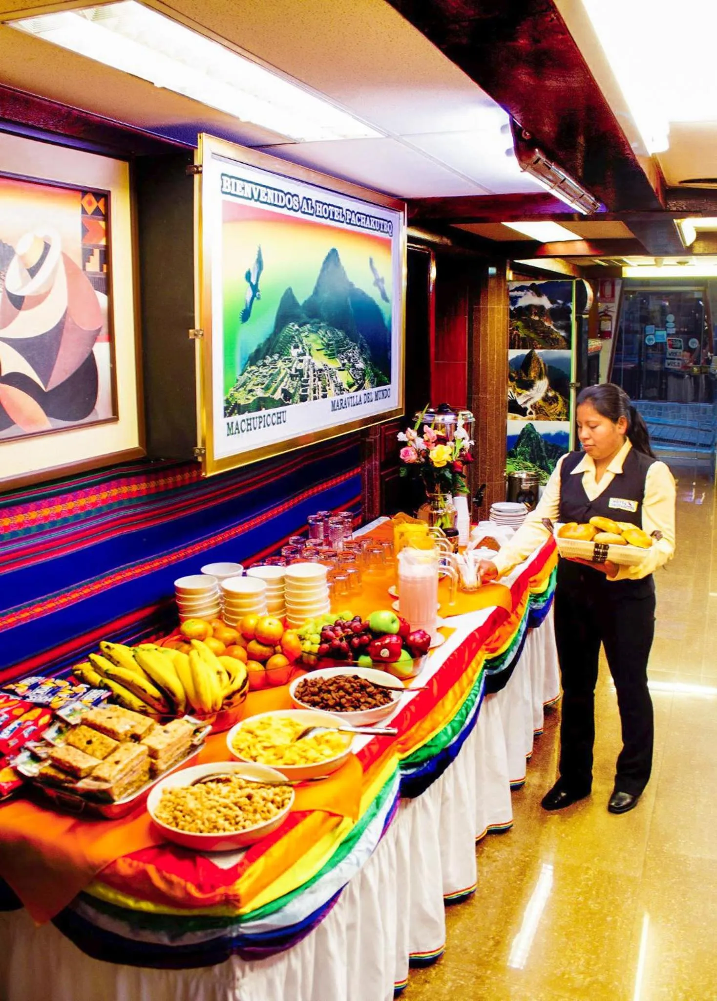 Buffet breakfast in Hotel Pachakuteq