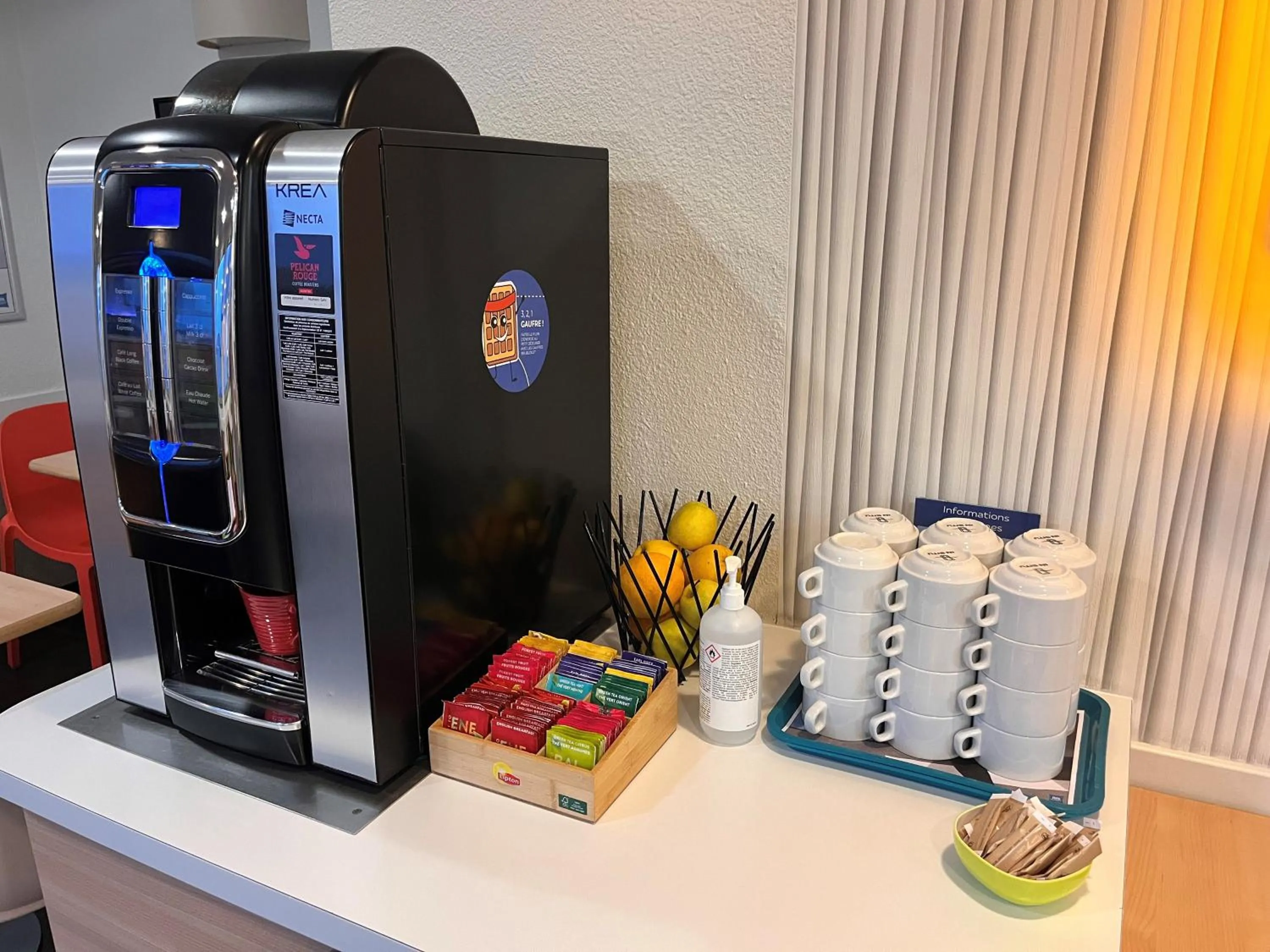 Breakfast in ibis budget Honfleur Centre