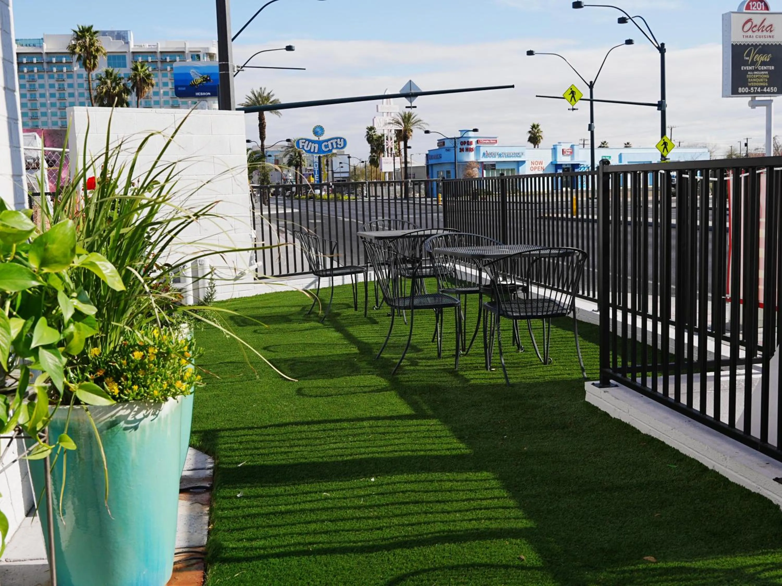 Garden in Sin City Hostel