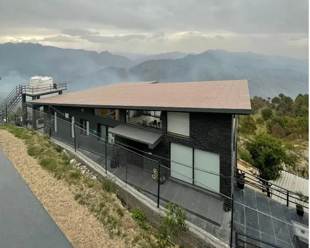 Three-Bedroom Villa in Mountains & Martini Villa, Tehri Three-Bedroom Villa in Mountains & Martini Villa, Tehri