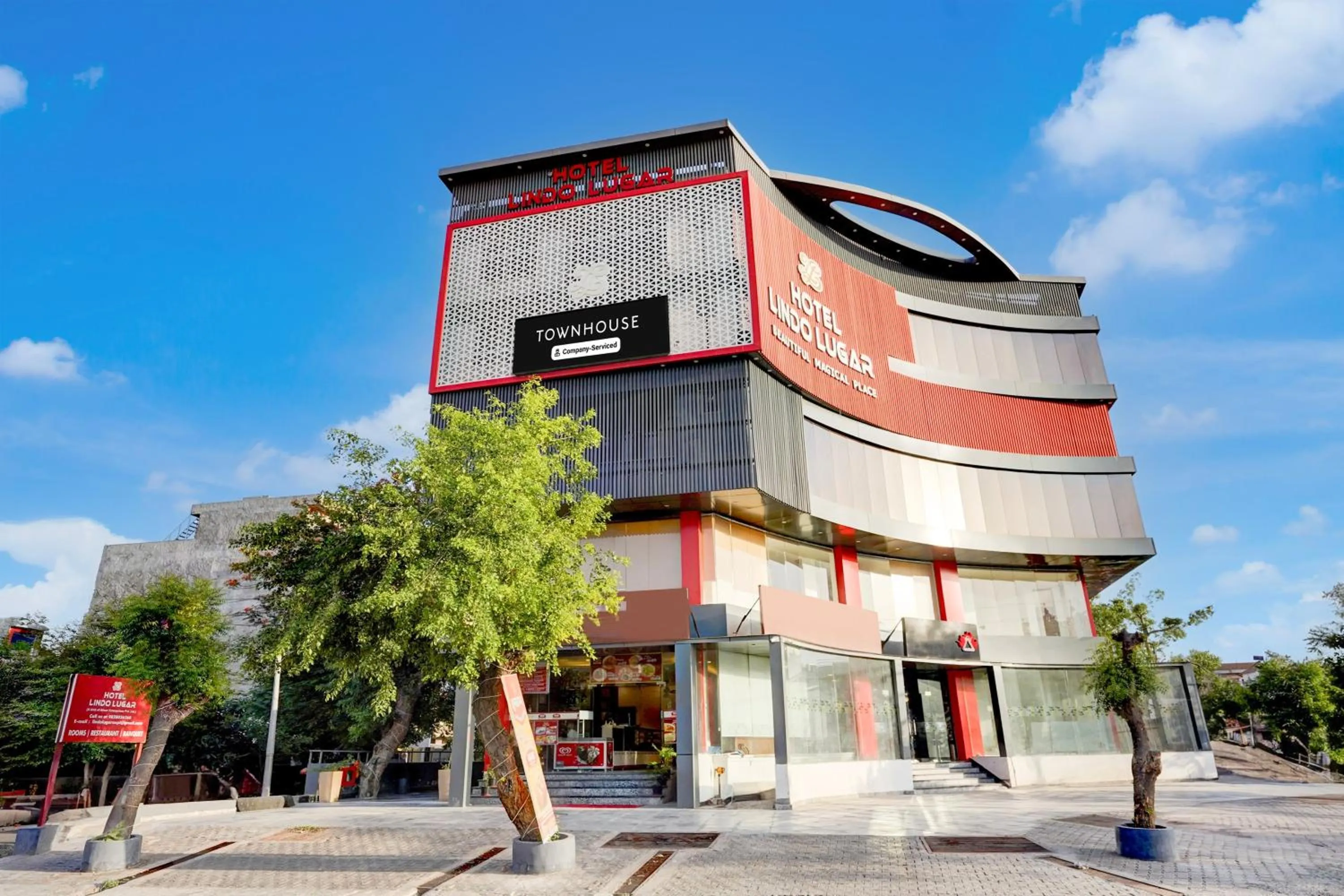 Facade/entrance in Super Townhouse Alwar Formerly Hotel Lindo Lugar