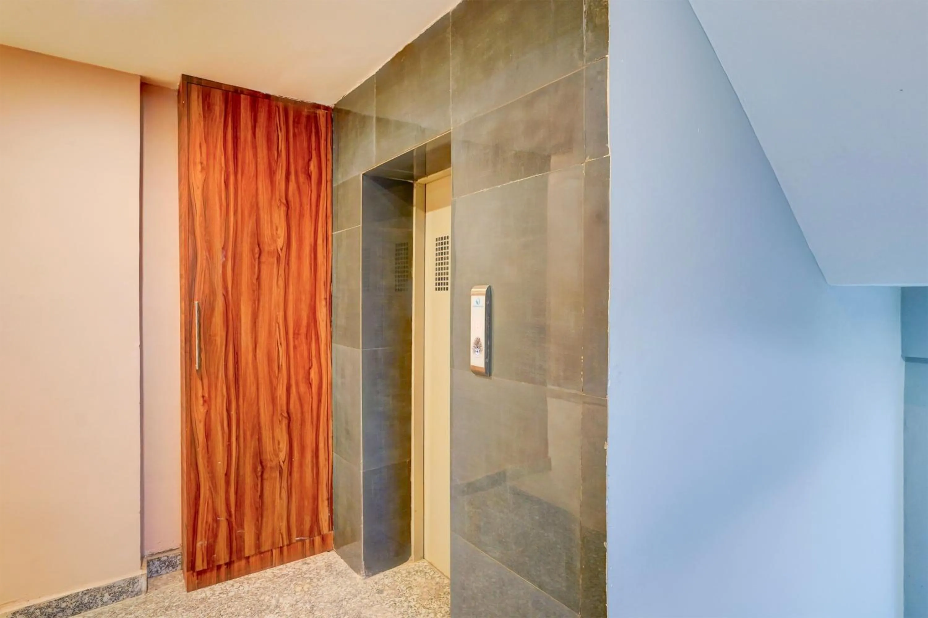 Lobby or reception in Super Townhouse Alwar Formerly Hotel Lindo Lugar