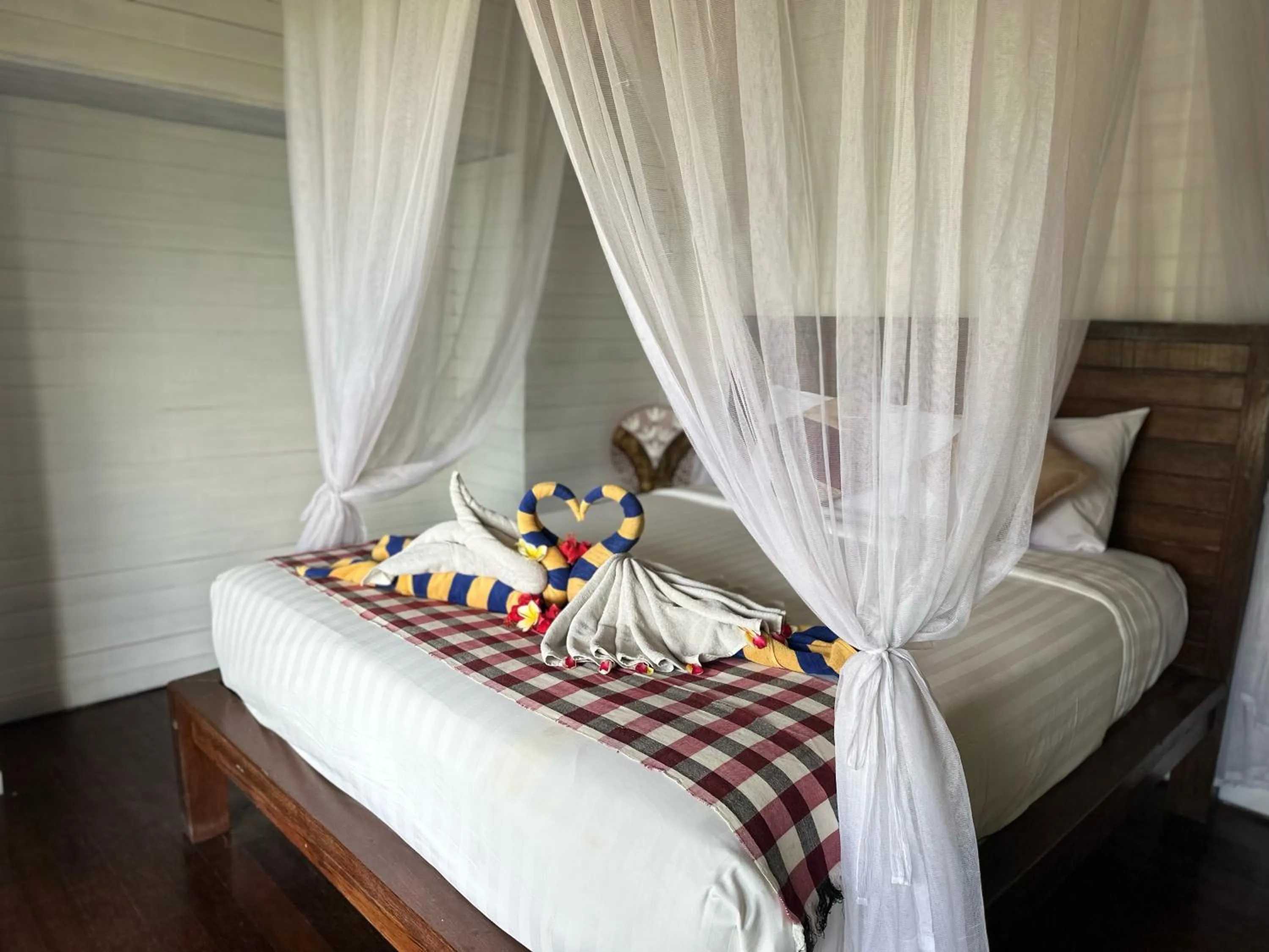 Bed in D mas huts lembongan