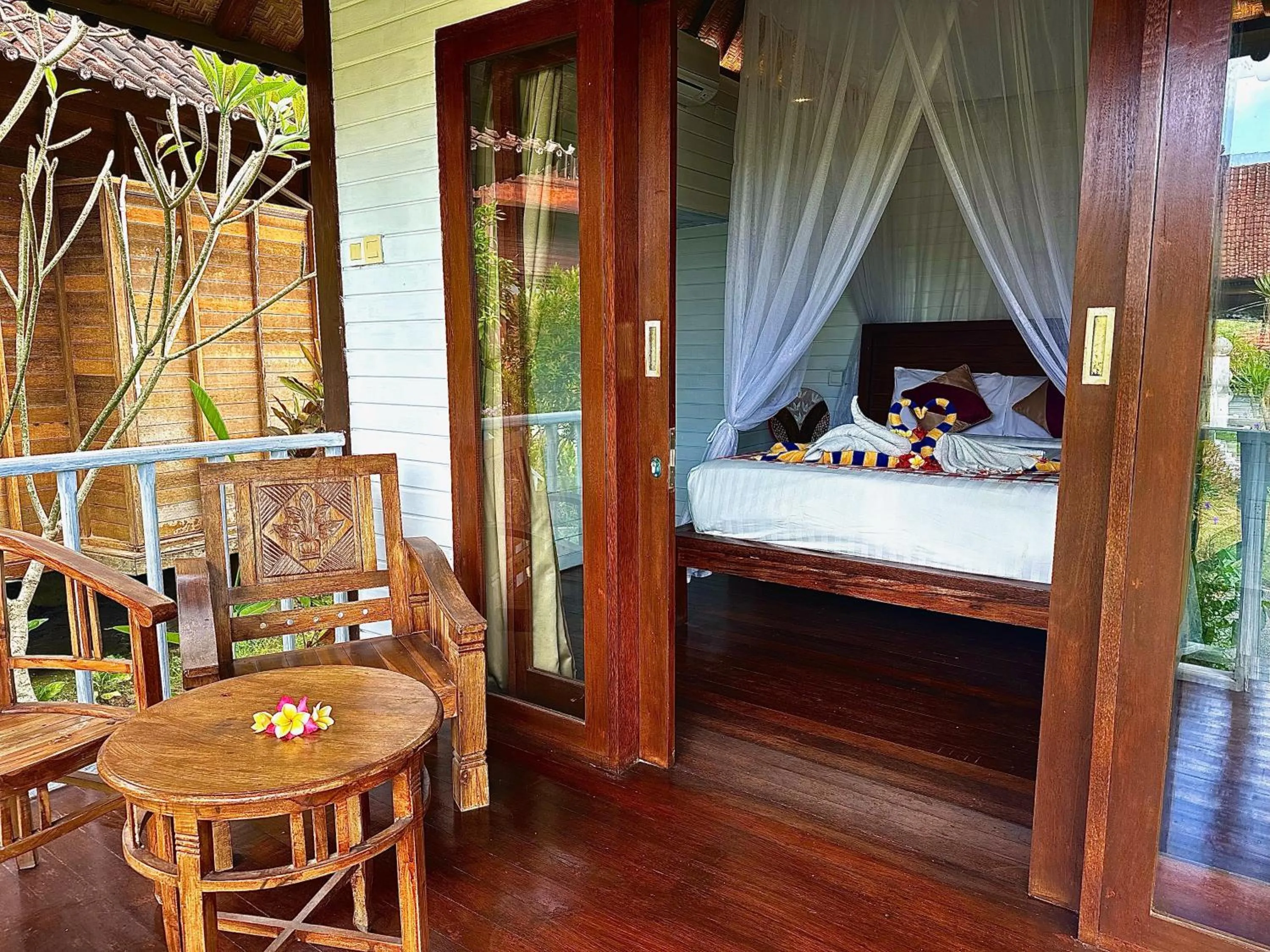 Bed in D mas huts lembongan