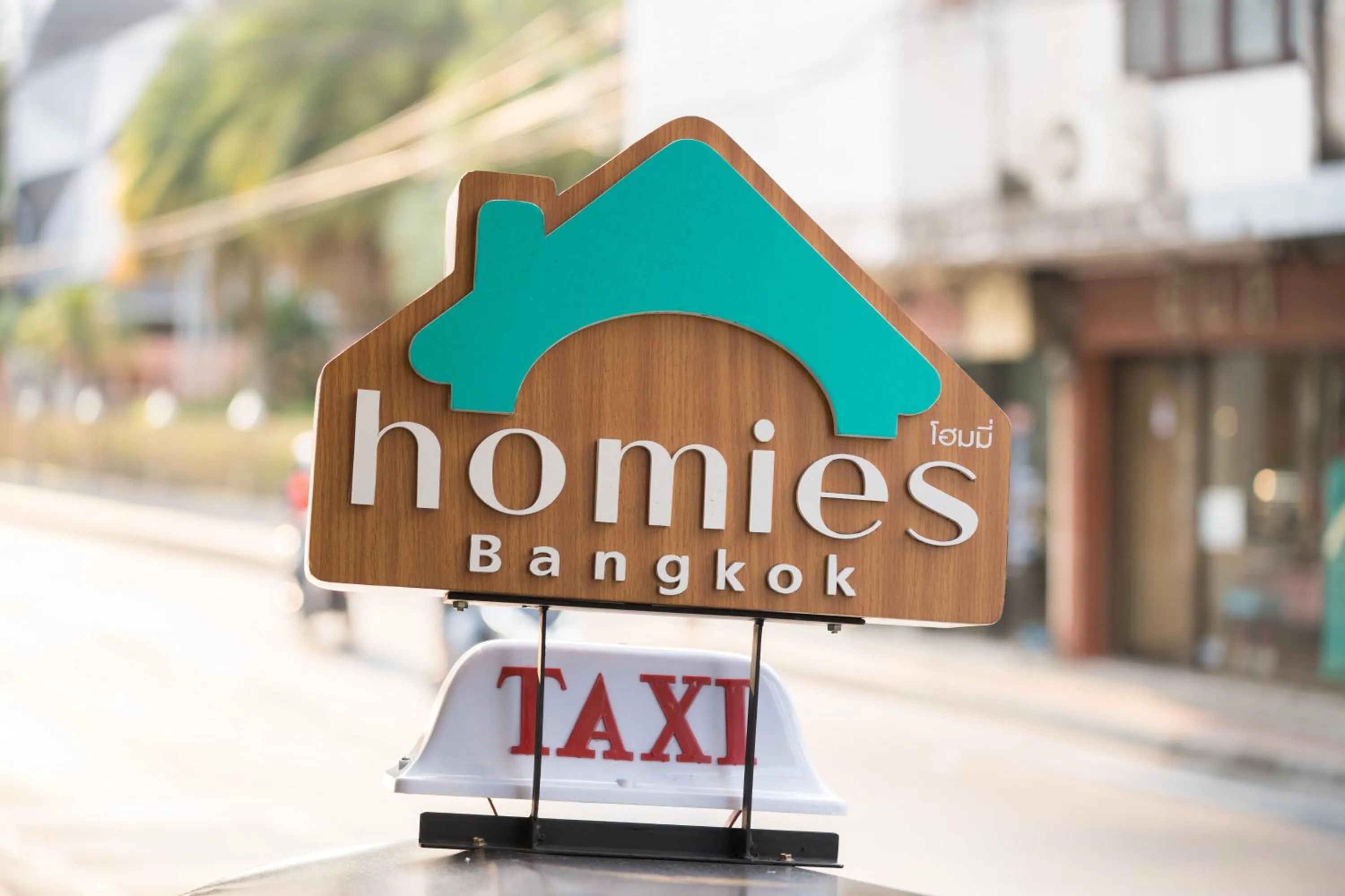 Logo/Certificate/Sign in Homies Ratchada Hotel