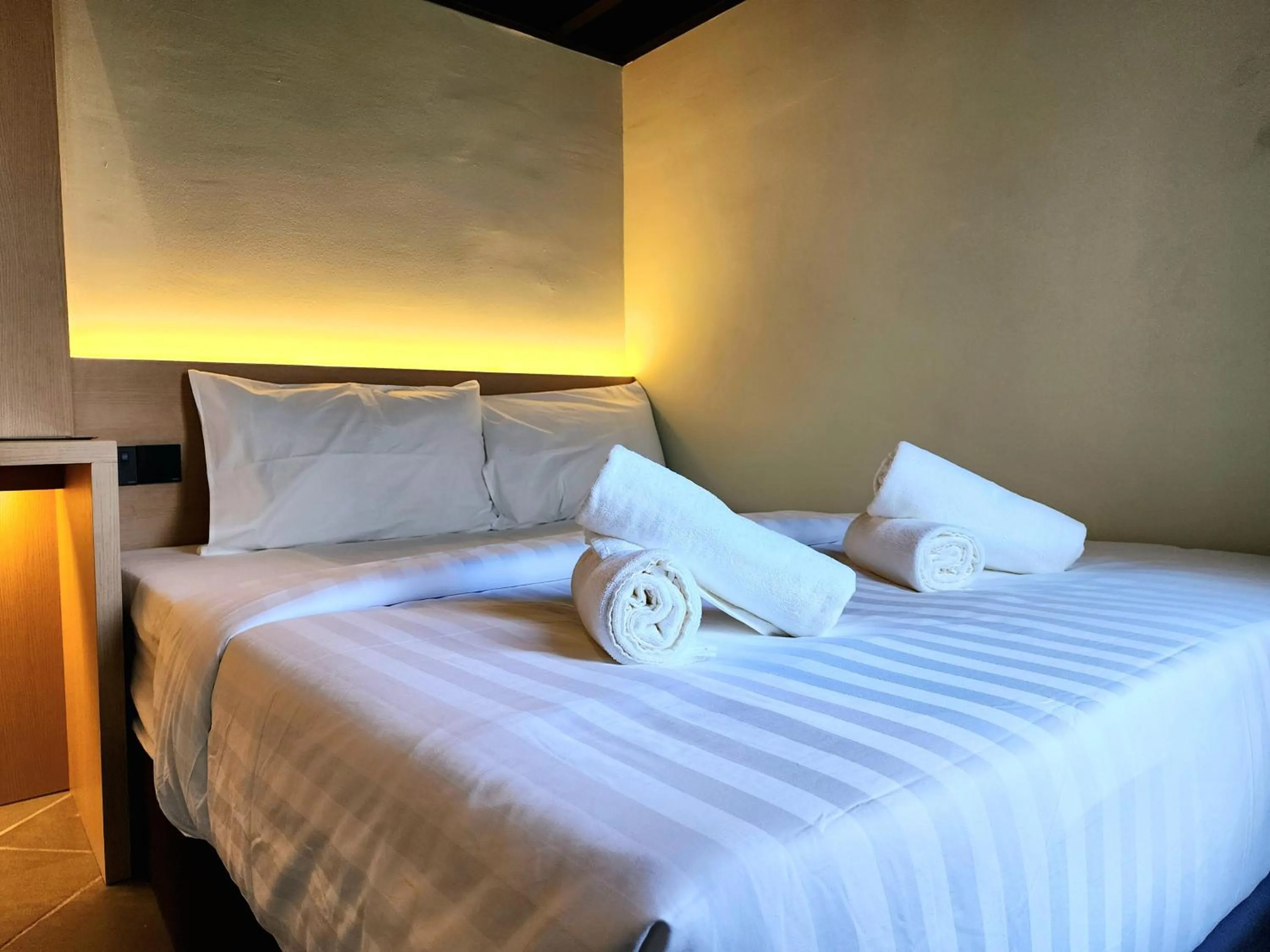 Bed in Georgetown AY Hotel