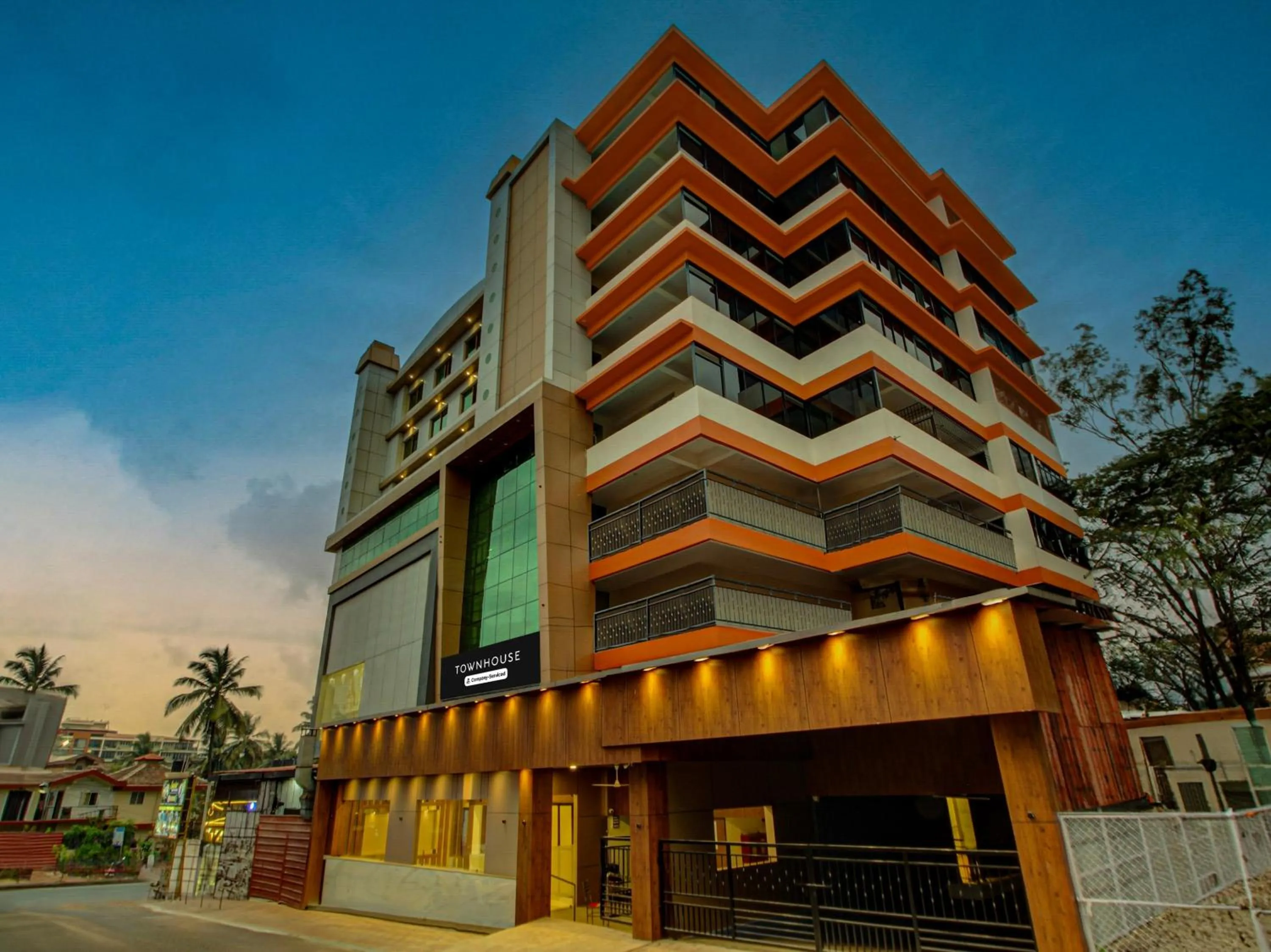 Facade/entrance in Super Townhouse Madgaon