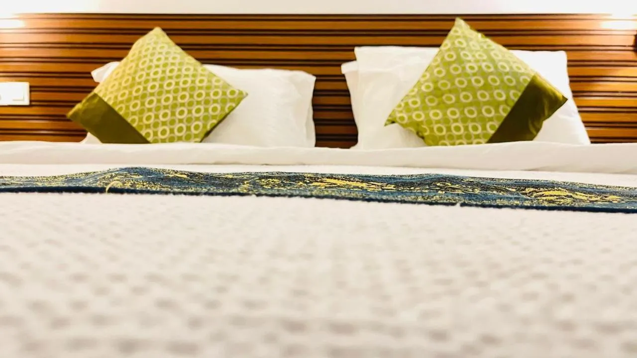 Bed in HS Miracle Grand