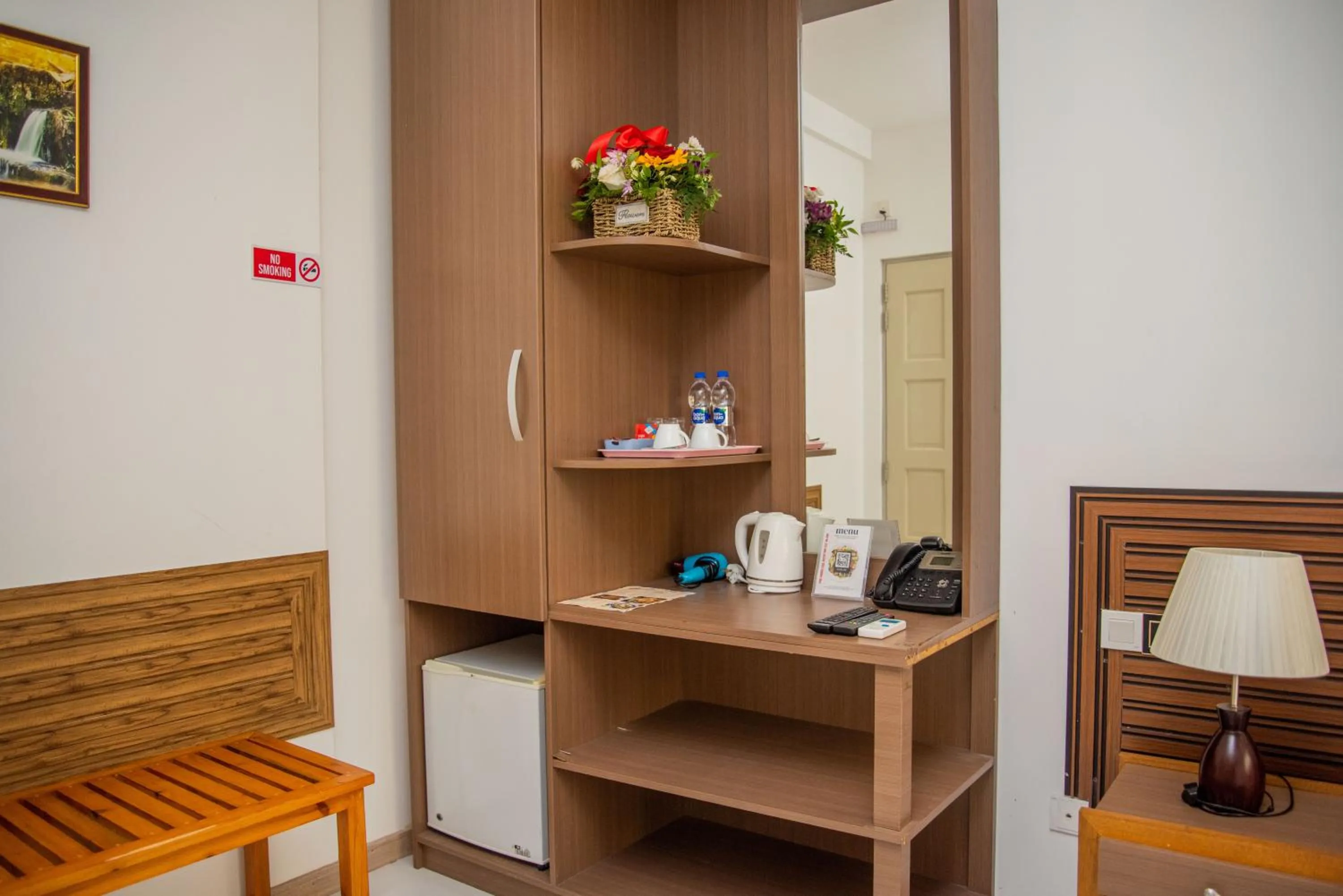 wardrobe in HS Miracle Grand