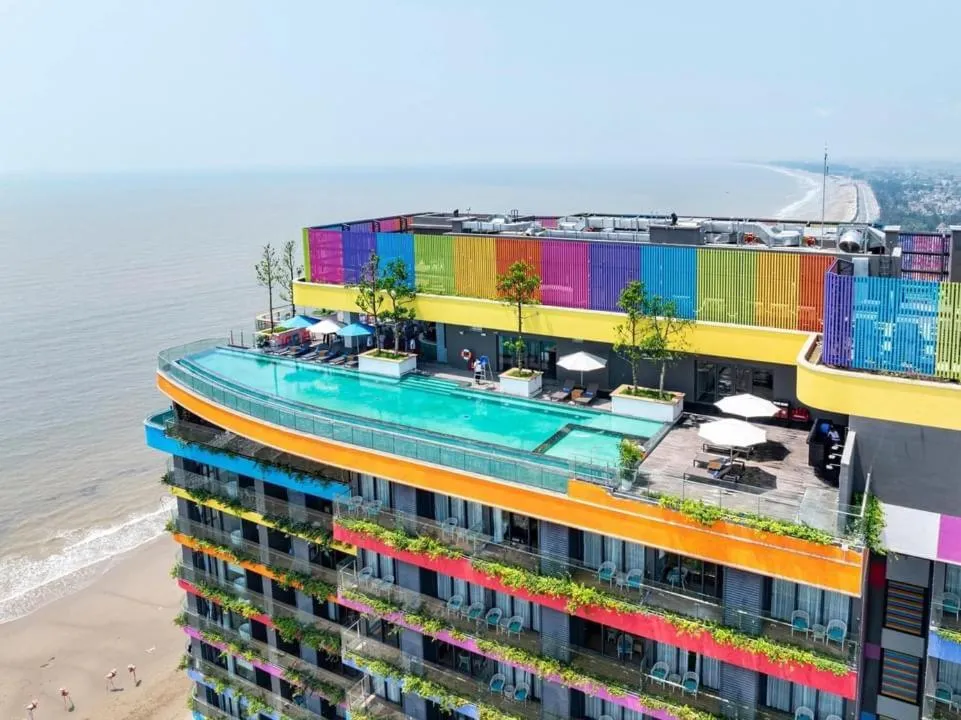 Property building in Flamingos Hải Tiến