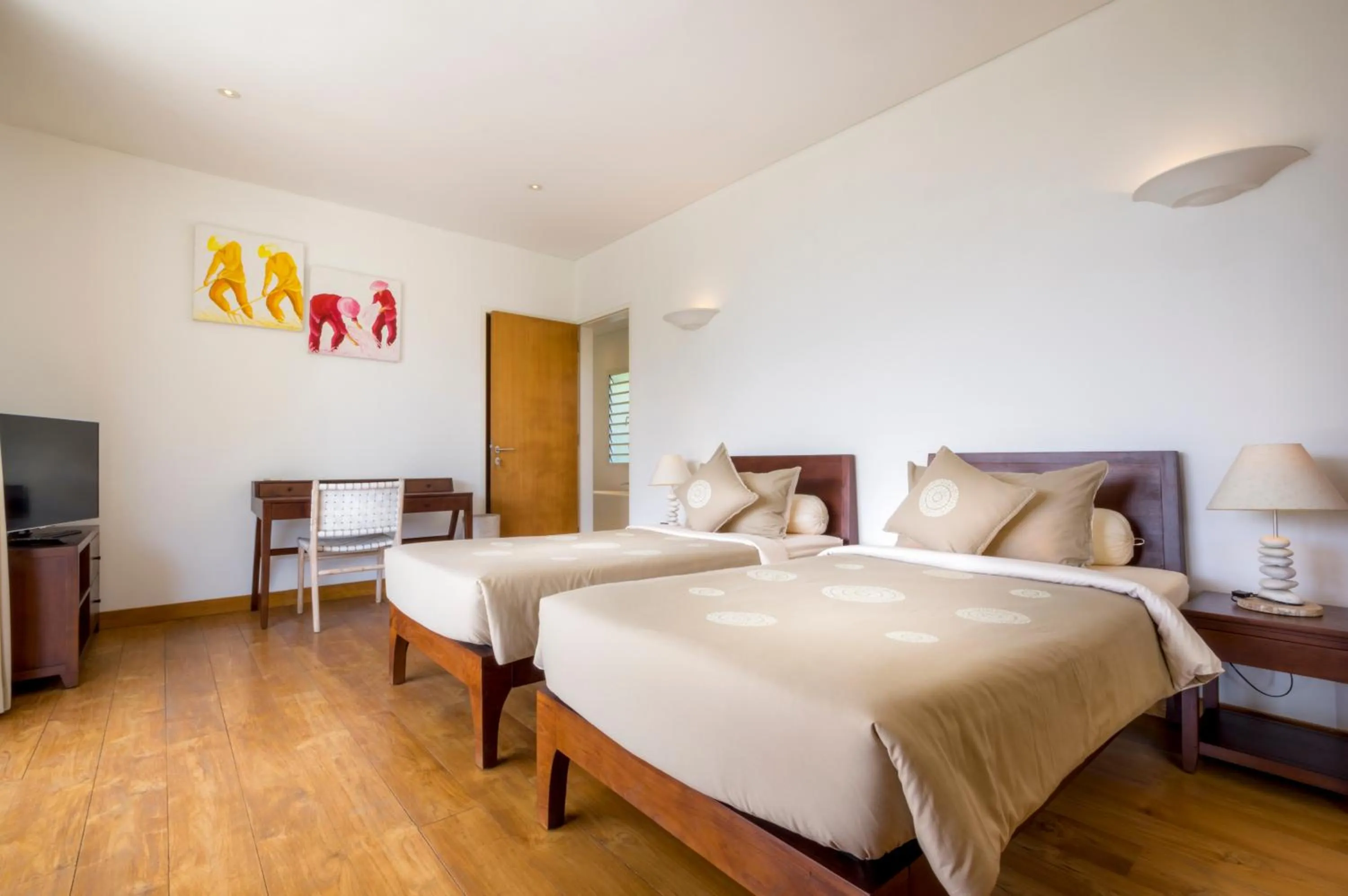 Bed in Akilea Luxury Villas