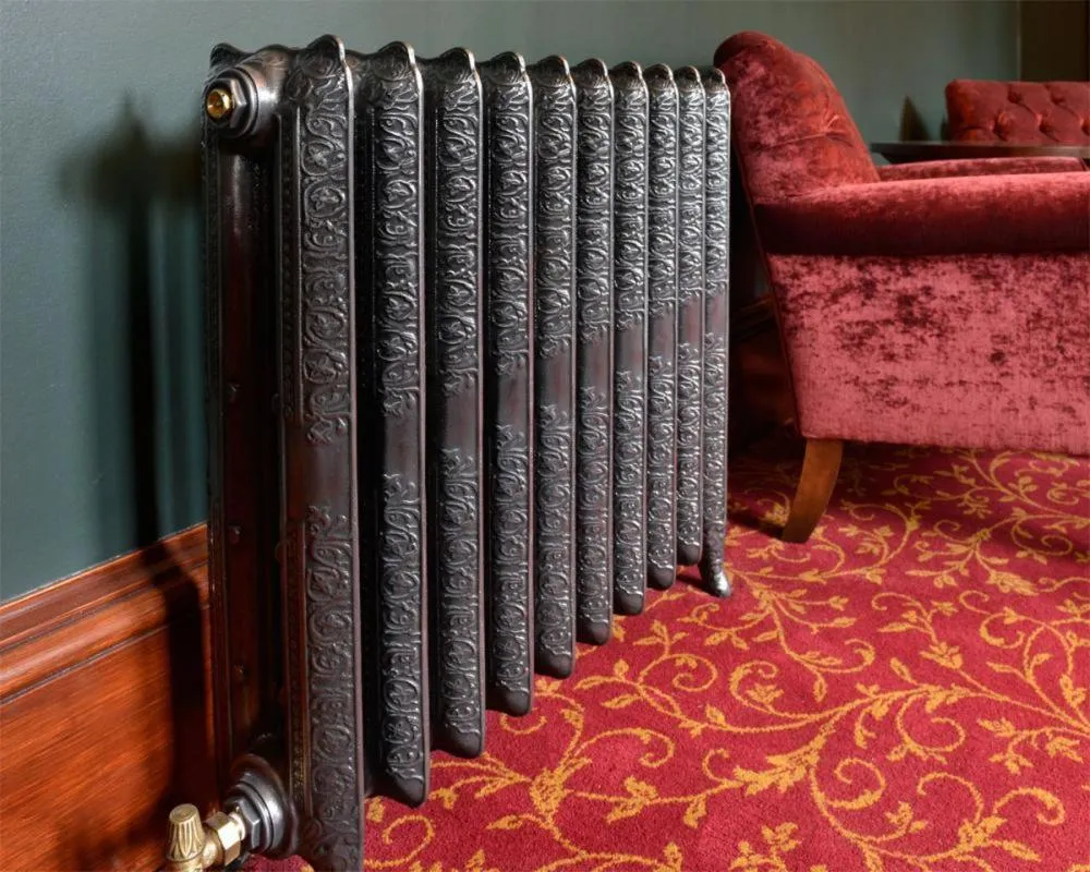 Property building in Wellwood Manor