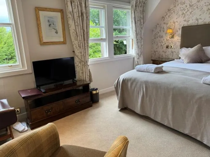 Bed in Wellwood Manor