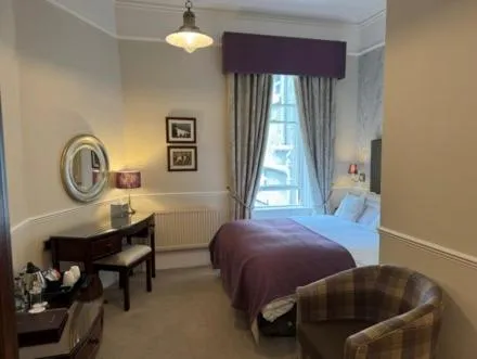 Bed in Wellwood Manor