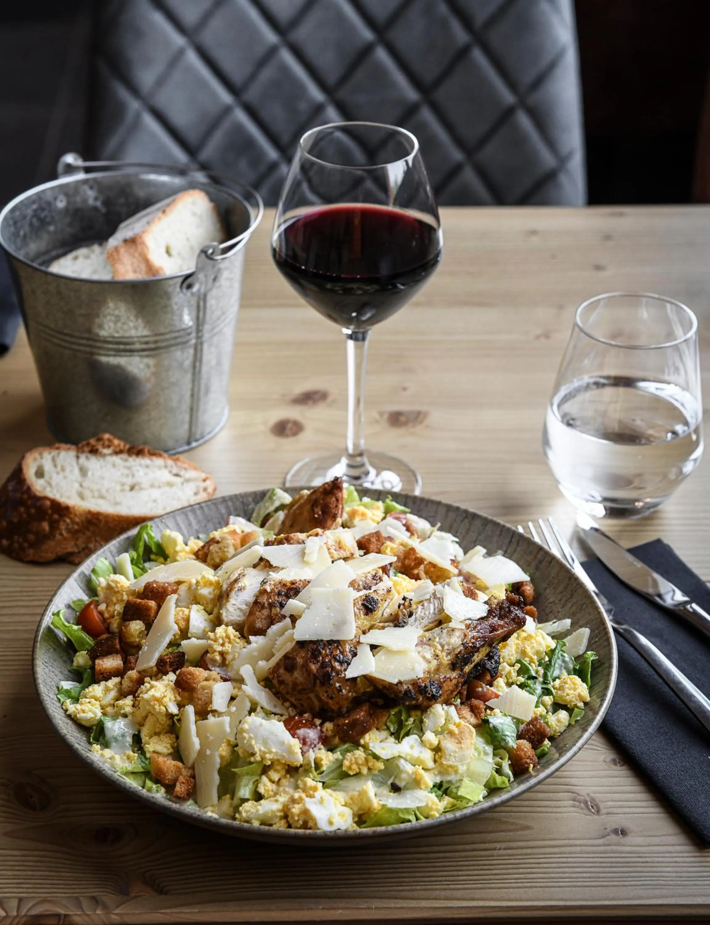 Restaurant/places to eat in Hotel Le Belmont