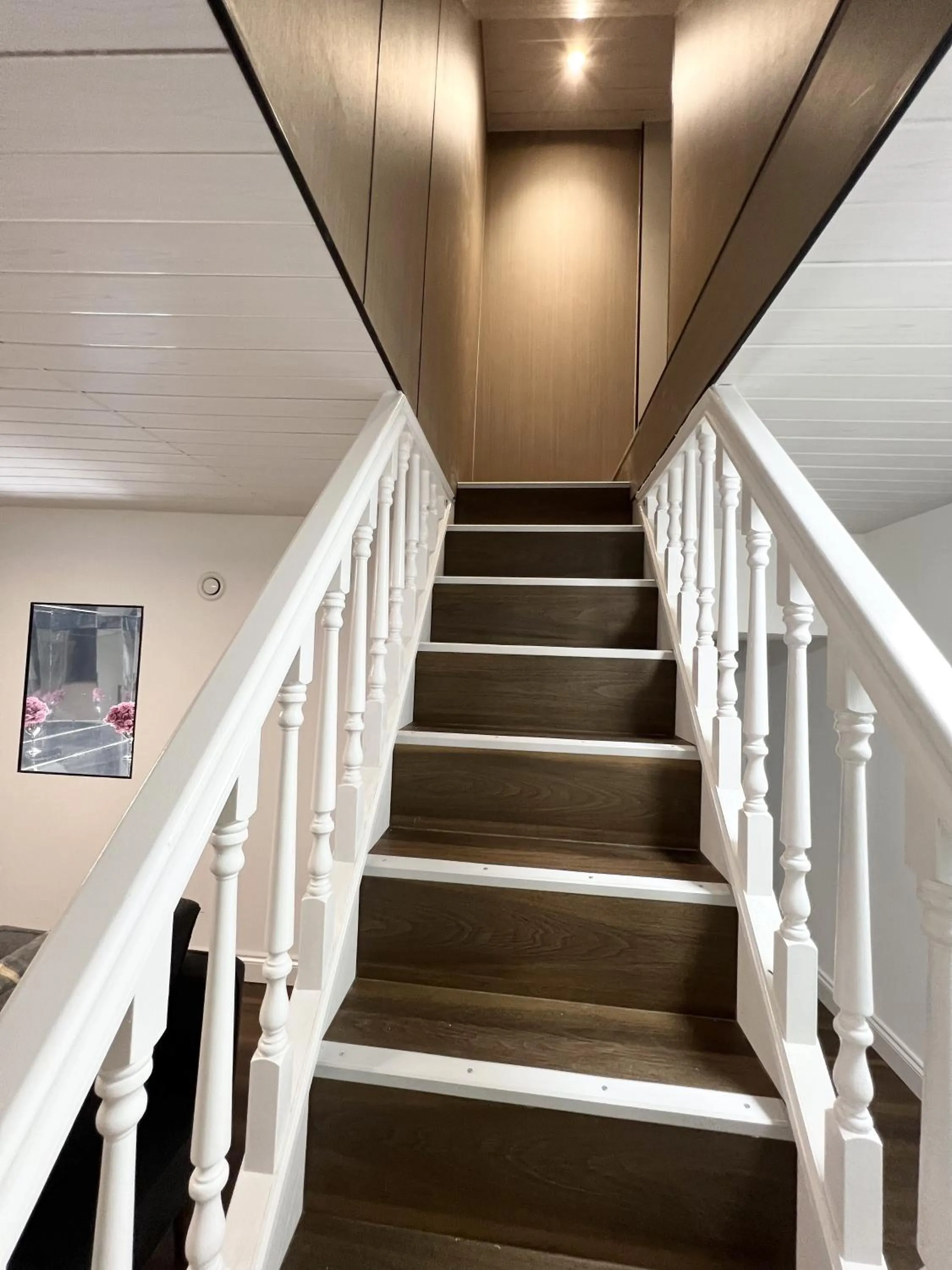 Bedroom in OYO Welsh Holiday Accommodation - Modern Stay