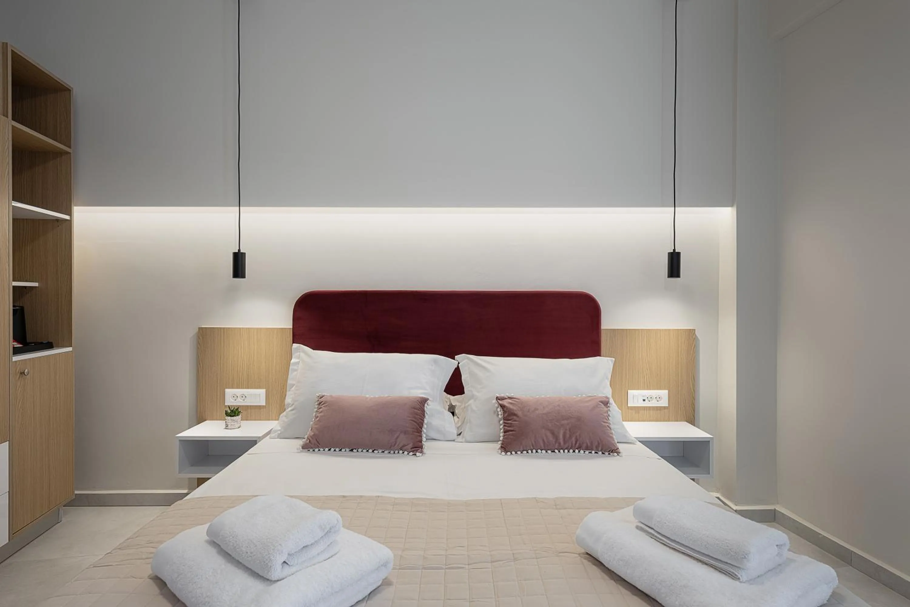 Bed in Miss Marrone City Hotel