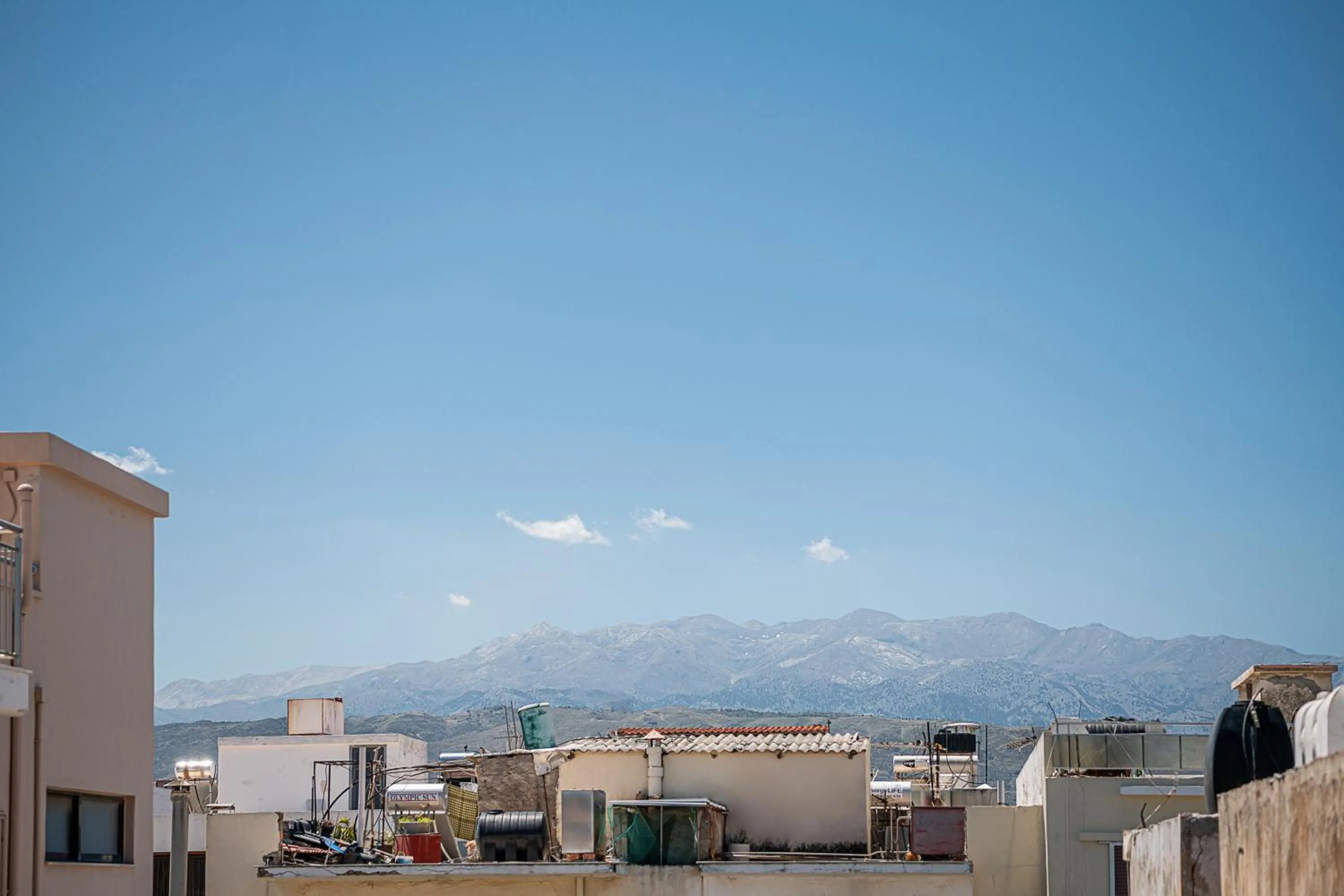 Mountain view in Miss Marrone City Hotel