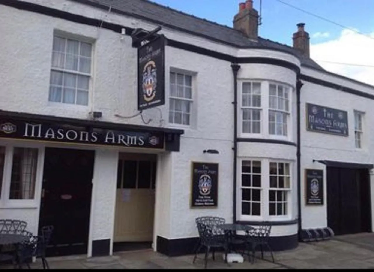 Property building in The Masons Arms