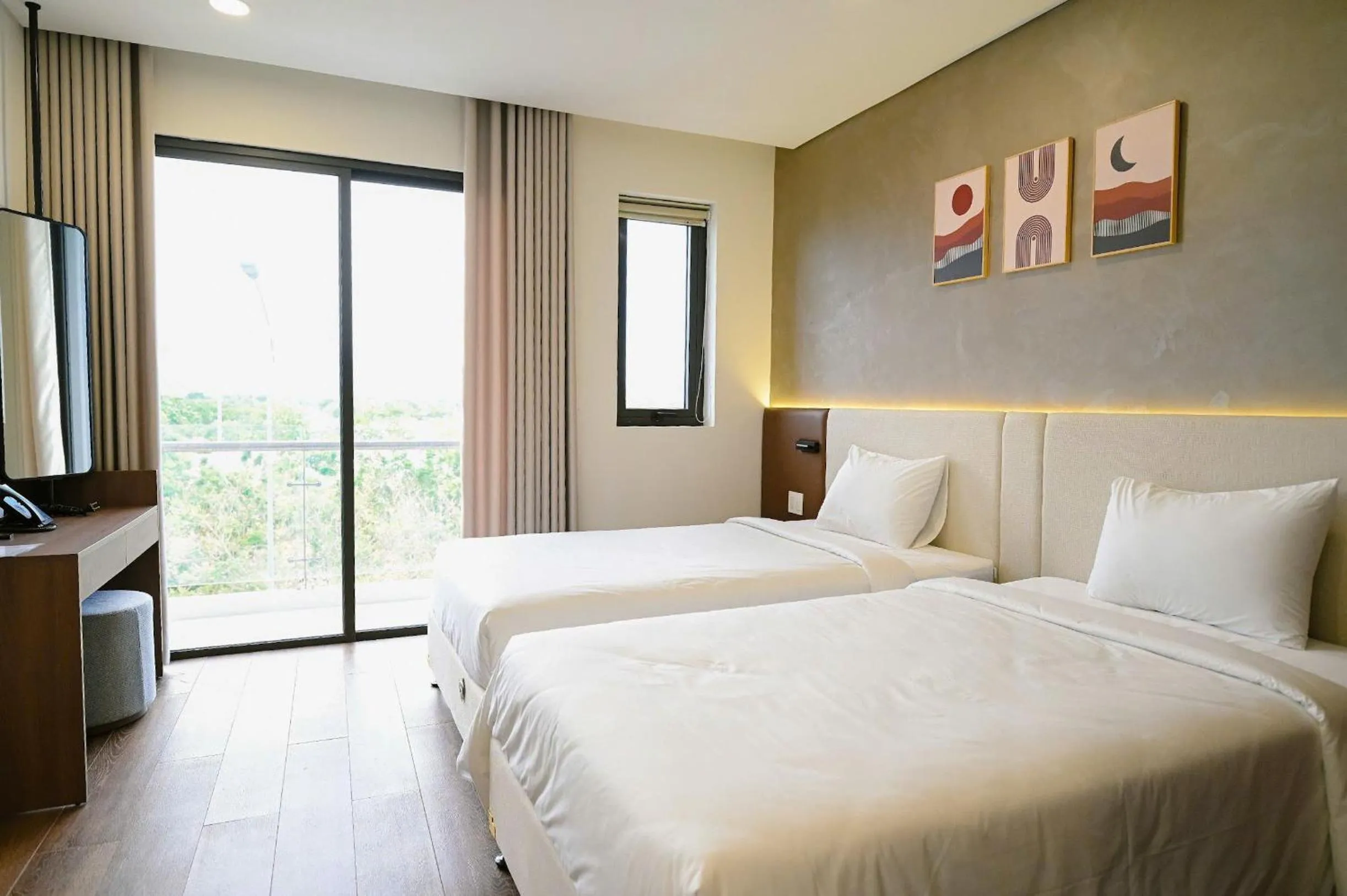 Bed in Glamour Boutique Hotel