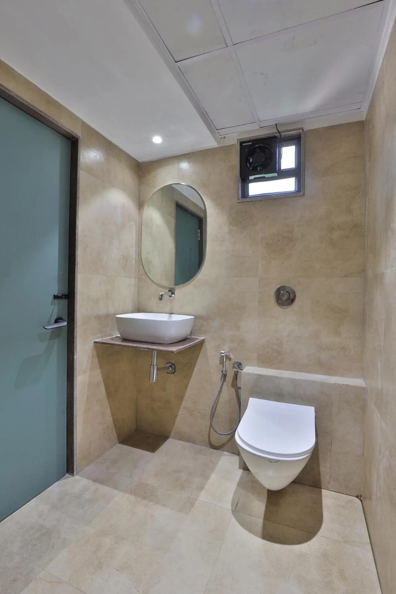 Bathroom in Hotel Serenity