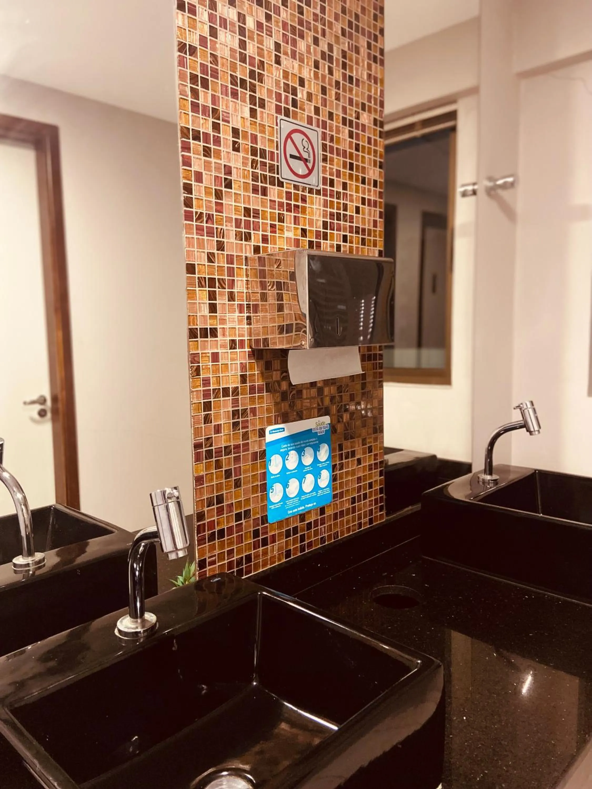 Property building in Hotel Enseada Boa Viagem