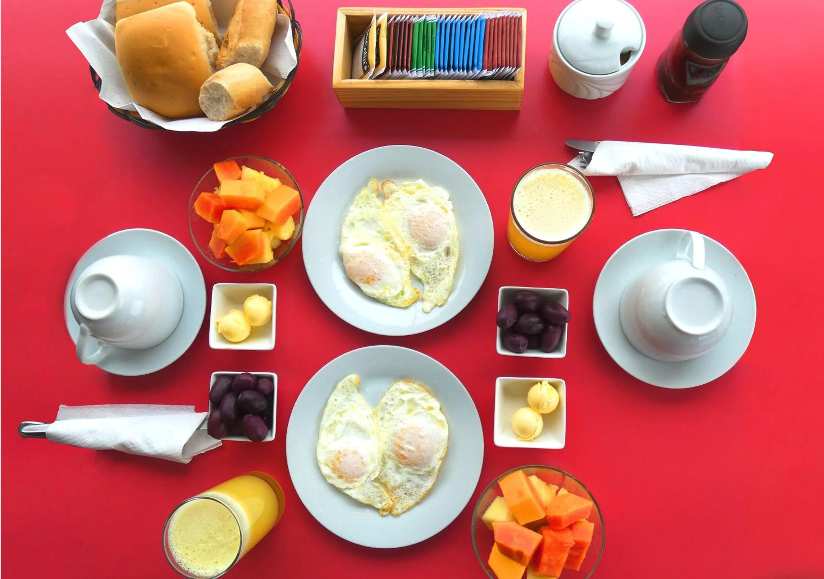 Breakfast in Hotel Plaza