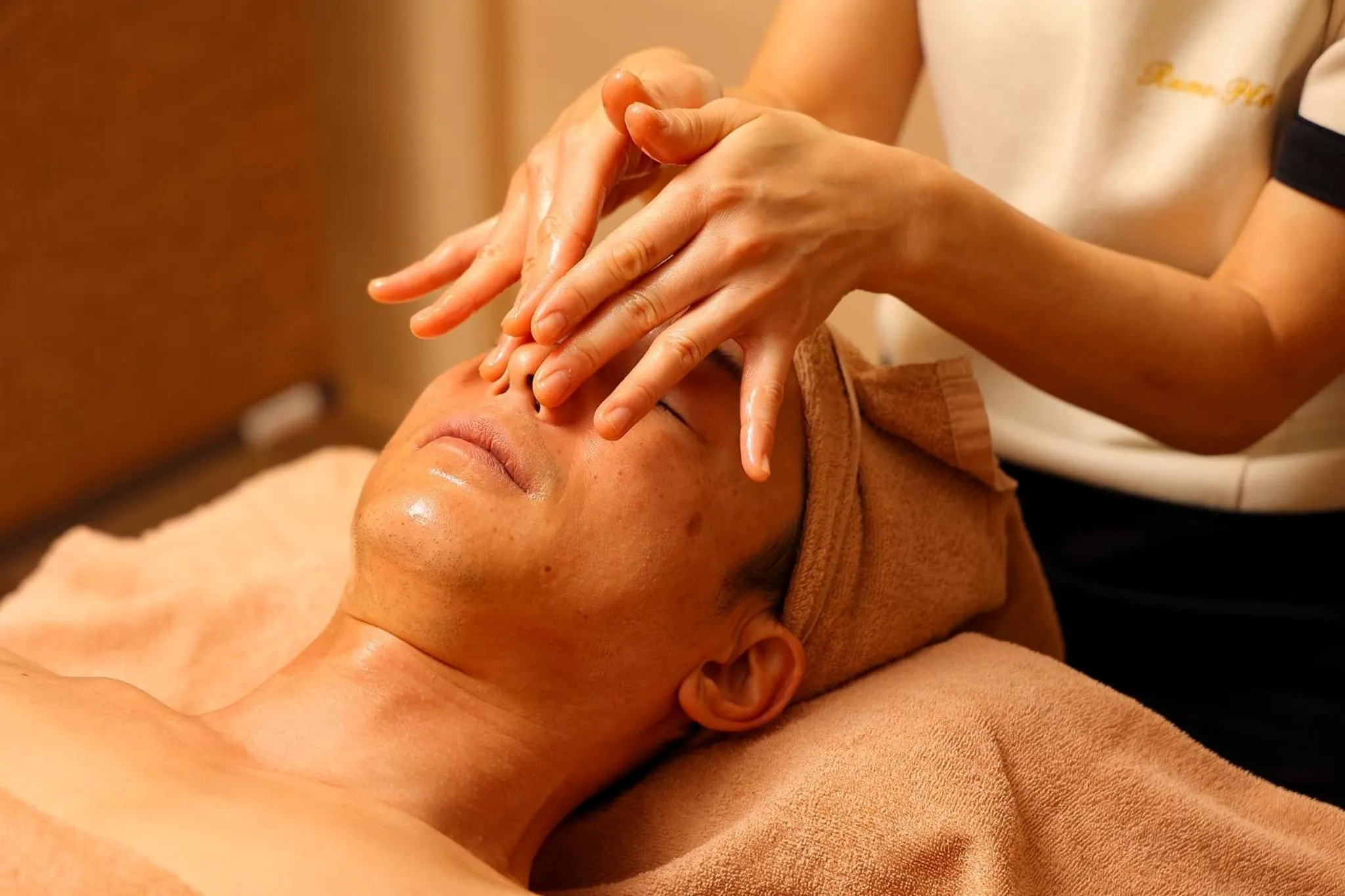 Massage in Sauna & Capsule Hotel Rumor Plaza