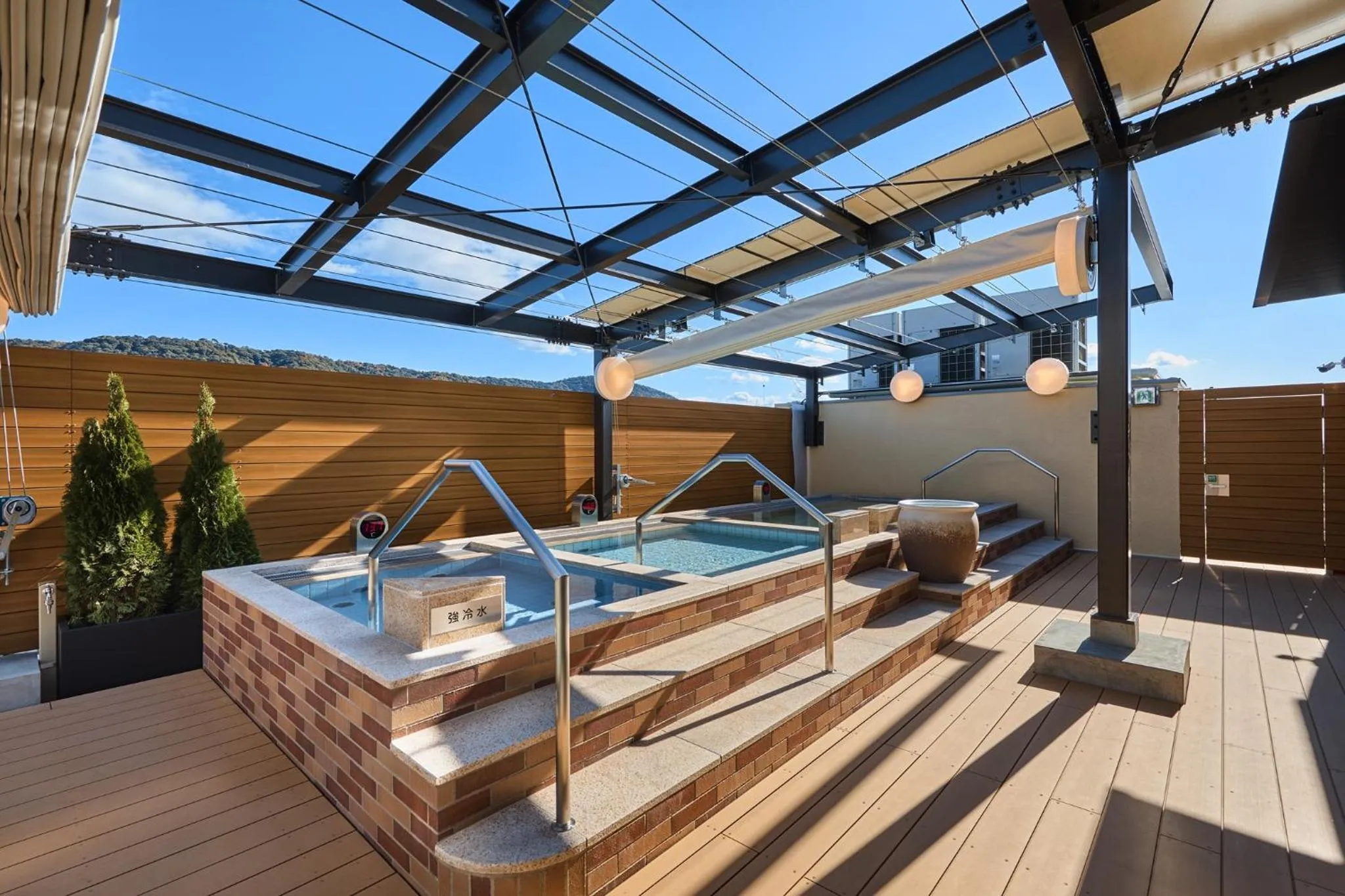 Open Air Bath in Sauna & Capsule Hotel Rumor Plaza