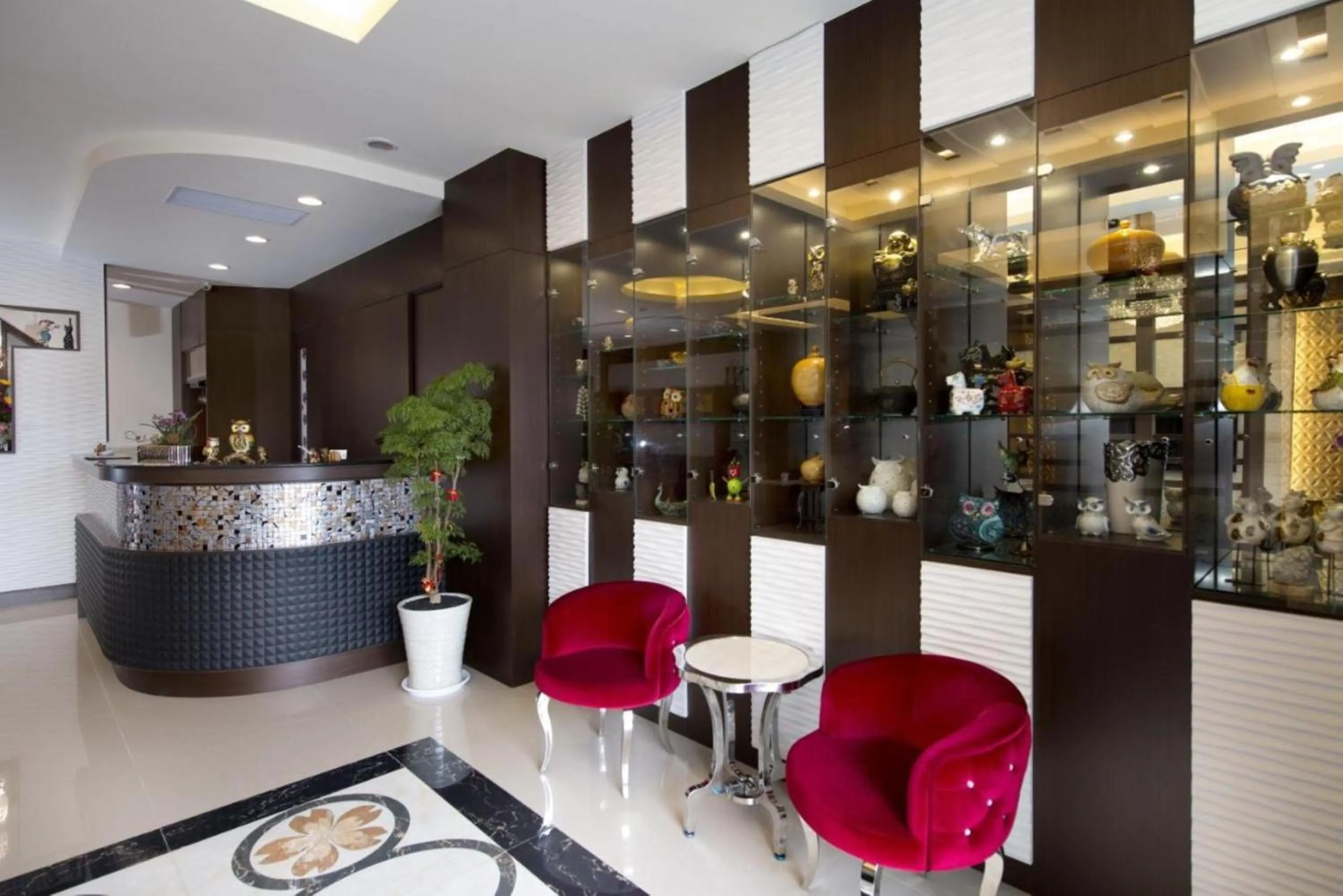 Lobby or reception in Cherry Feast Resort