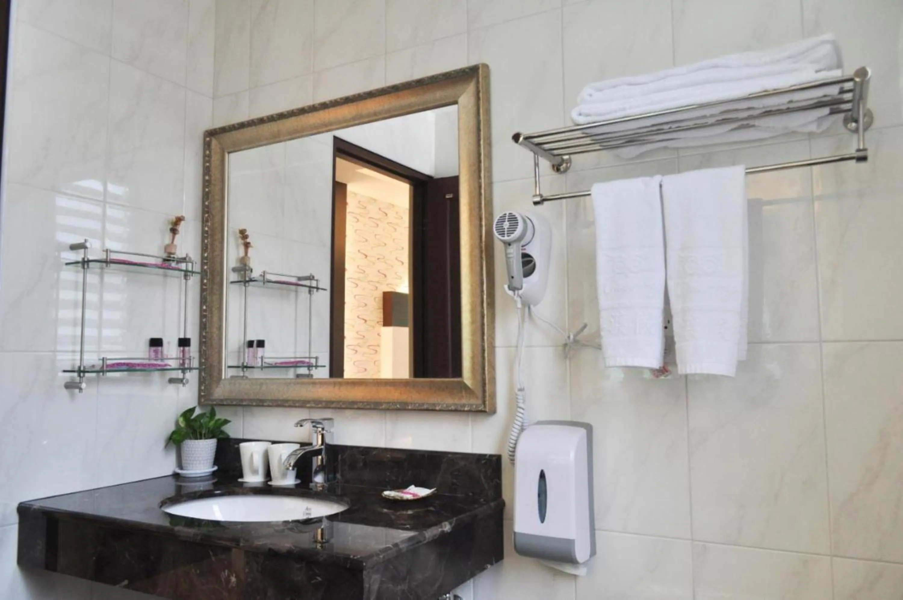 Bathroom in Cherry Feast Resort