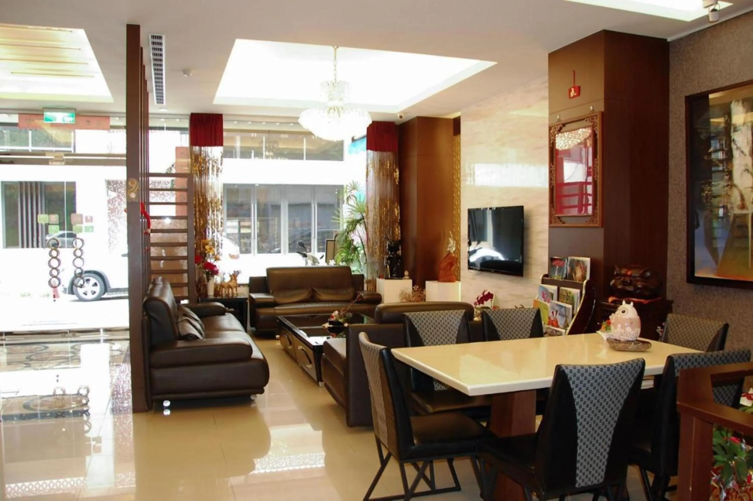 Seating area in Cherry Feast Resort